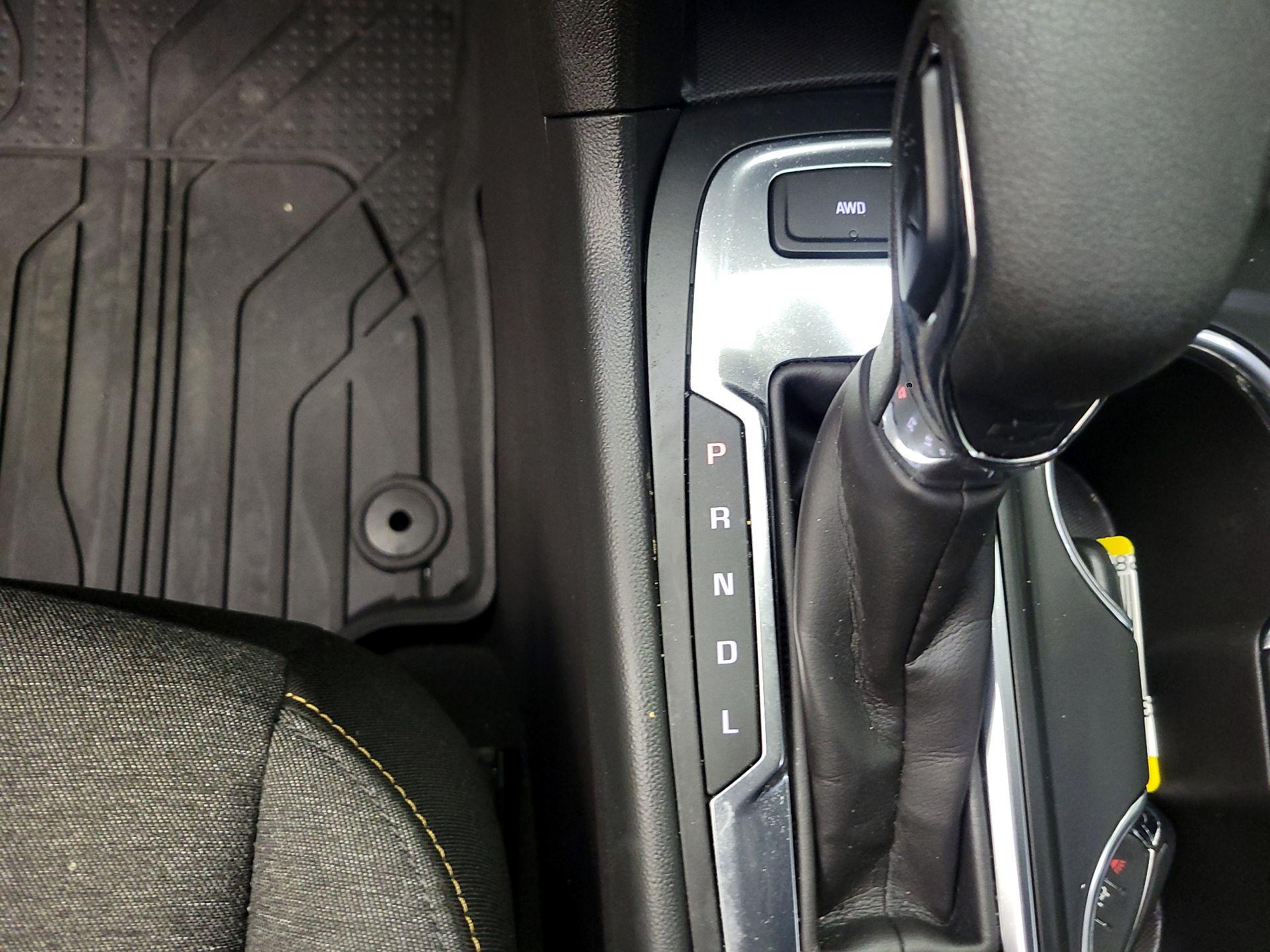 Thumbnail: 2024 Chevrolet Equinox - 15