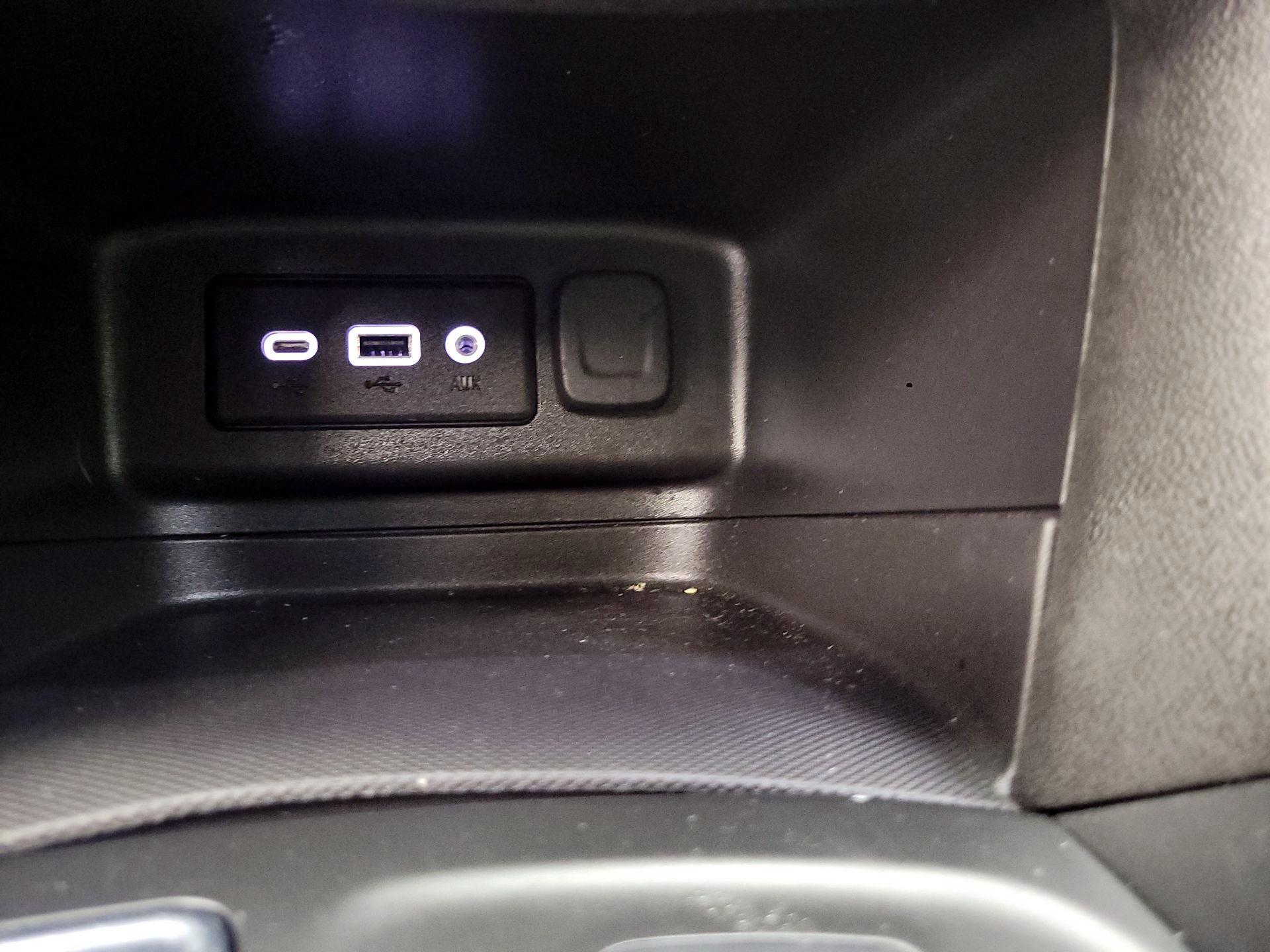 Thumbnail: 2024 Chevrolet Equinox - 16