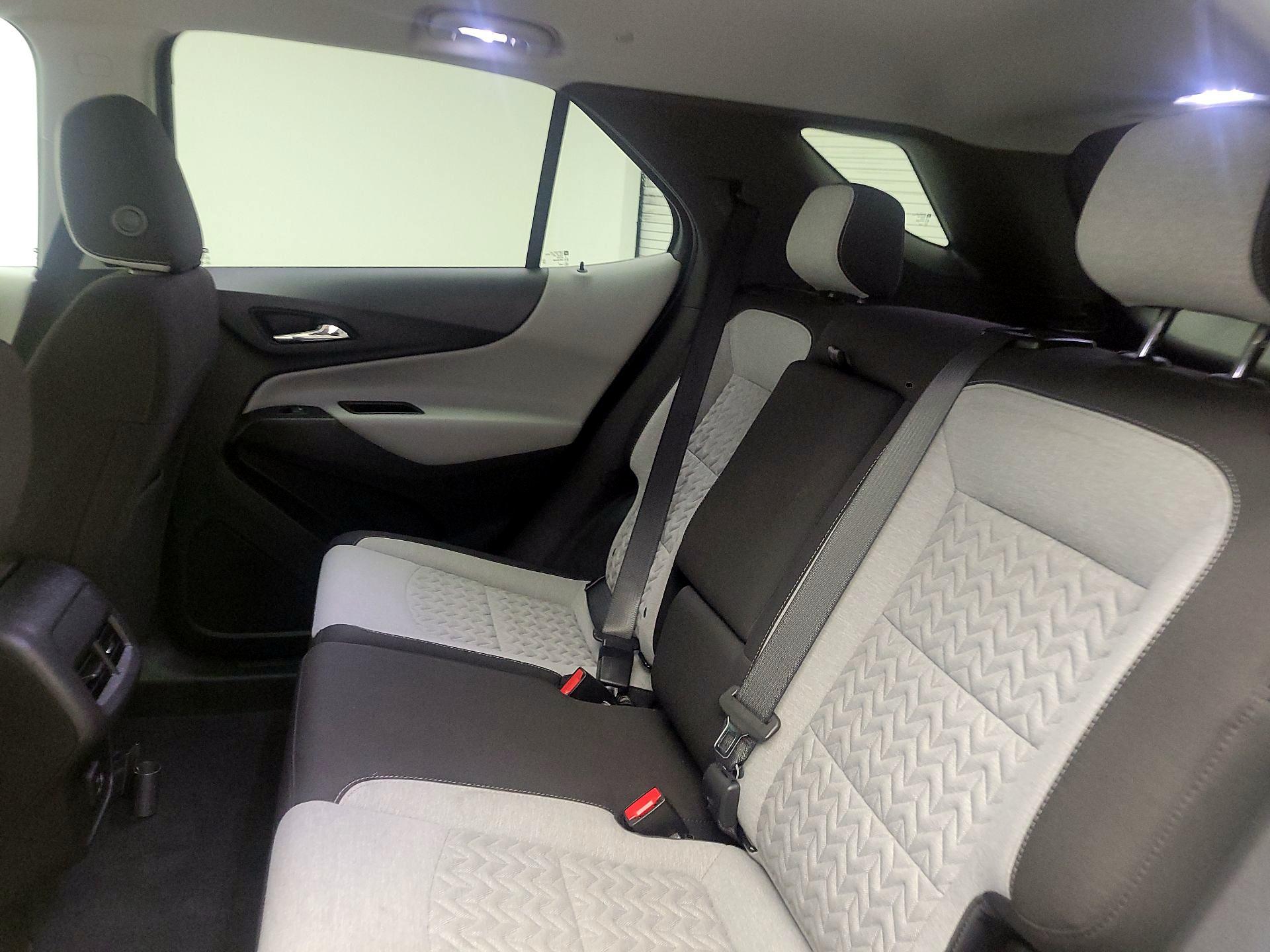 Thumbnail: 2022 Chevrolet Equinox - 17