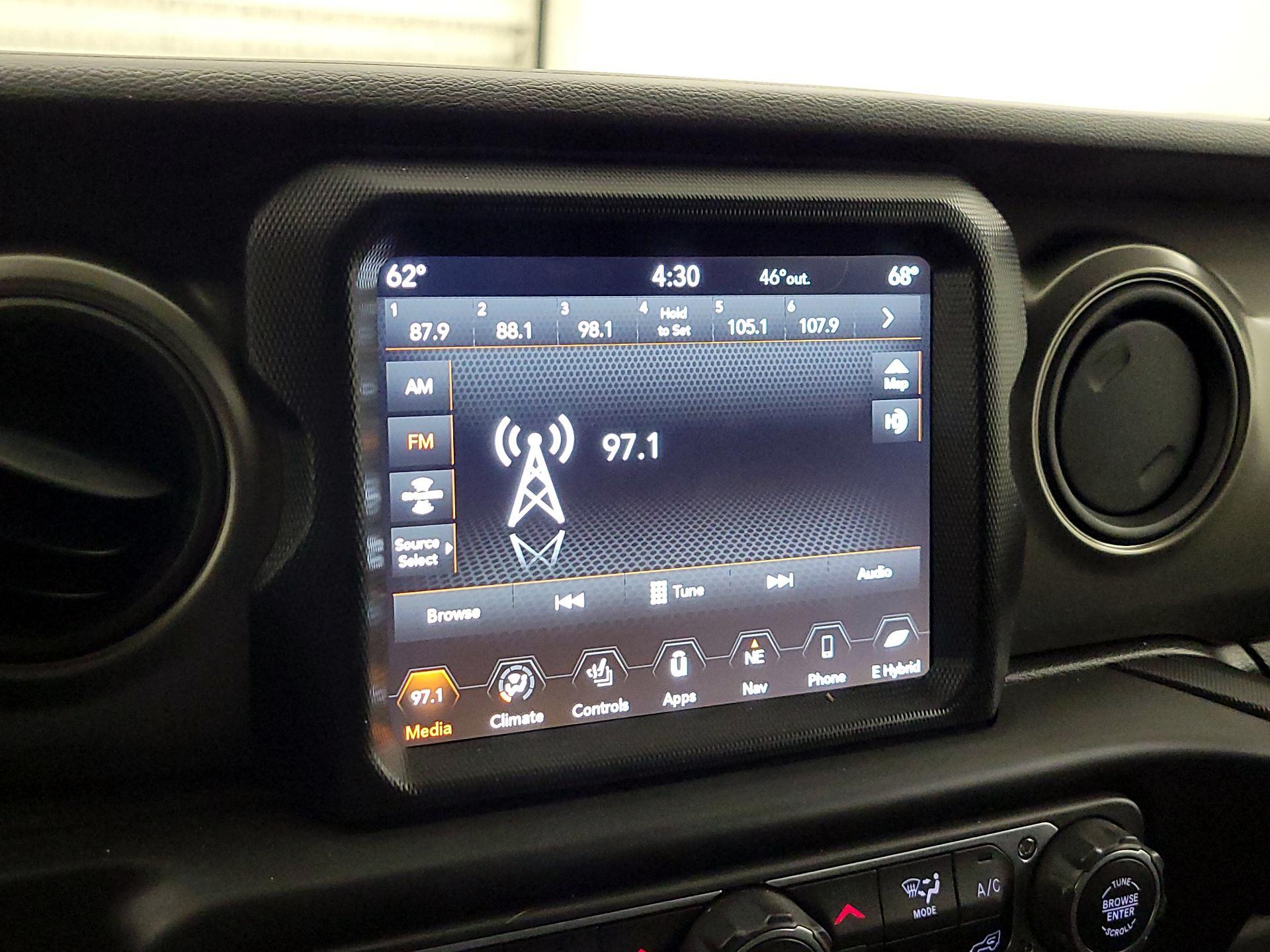 Thumbnail: 2023 Jeep Wrangler - 16