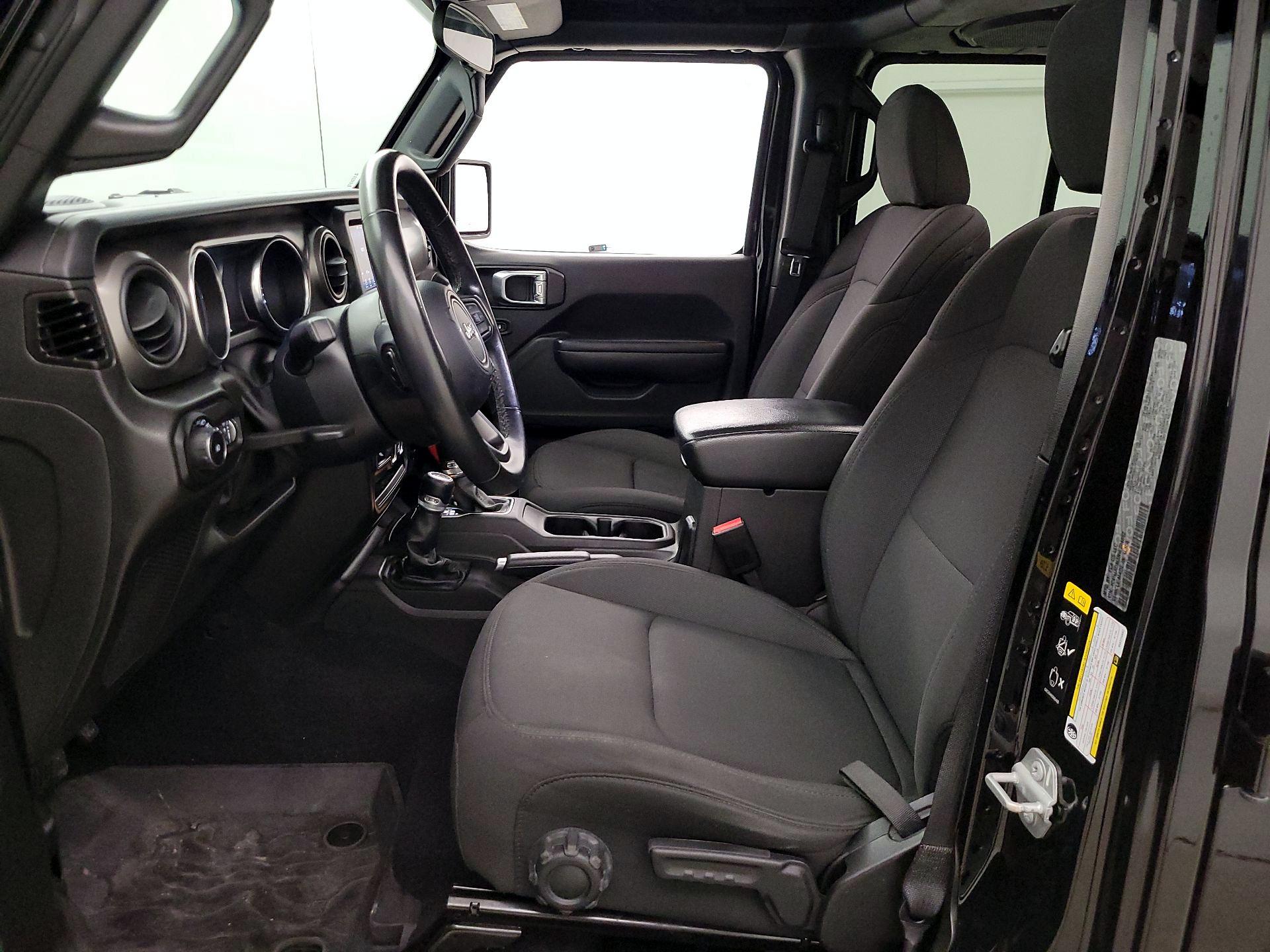 Thumbnail: 2022 Jeep Wrangler - 11