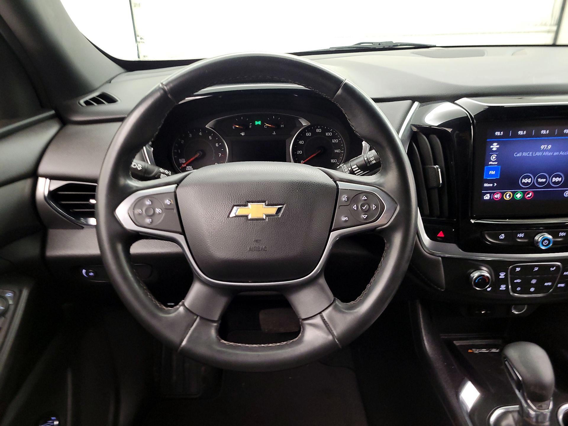 Thumbnail: 2023 Chevrolet Traverse - 10