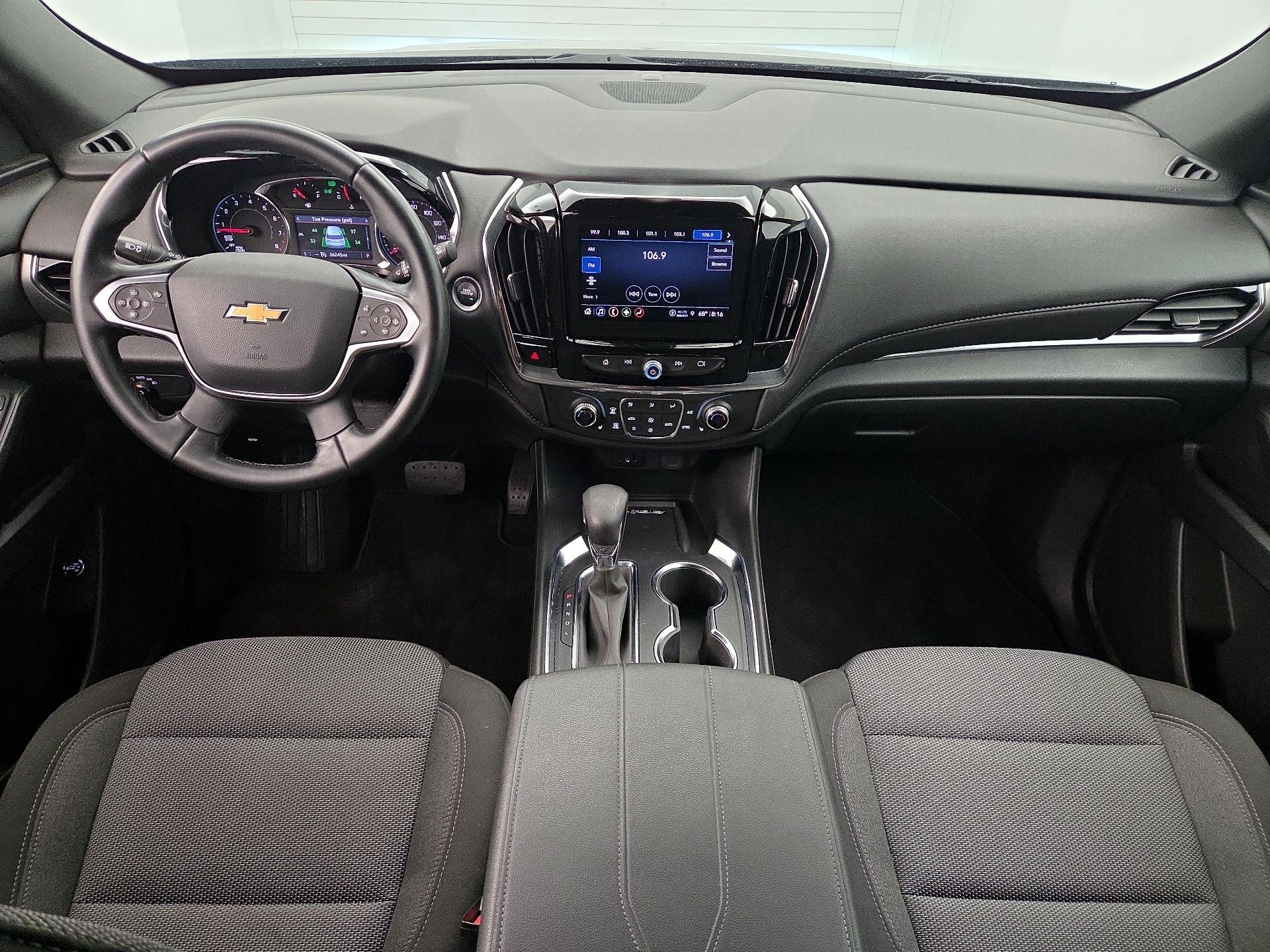 Thumbnail: 2023 Chevrolet Traverse - 9