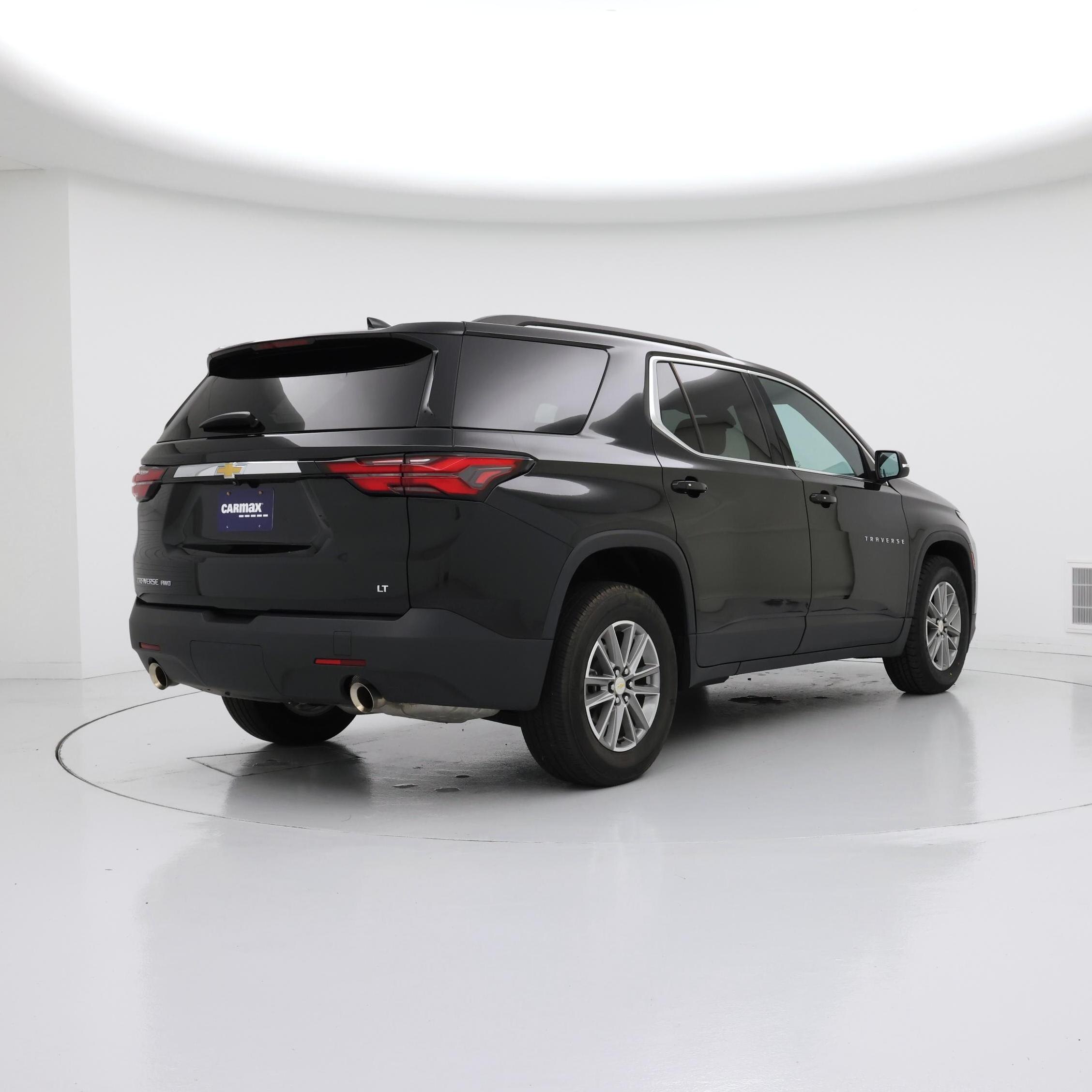 Thumbnail: 2023 Chevrolet Traverse - 8