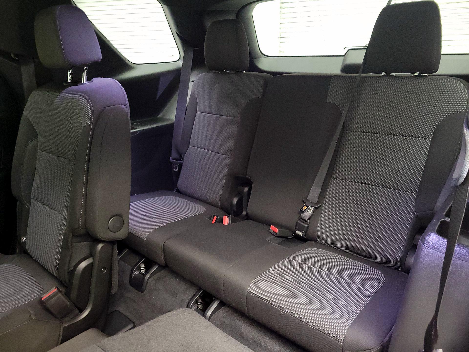 Thumbnail: 2023 Chevrolet Traverse - 18