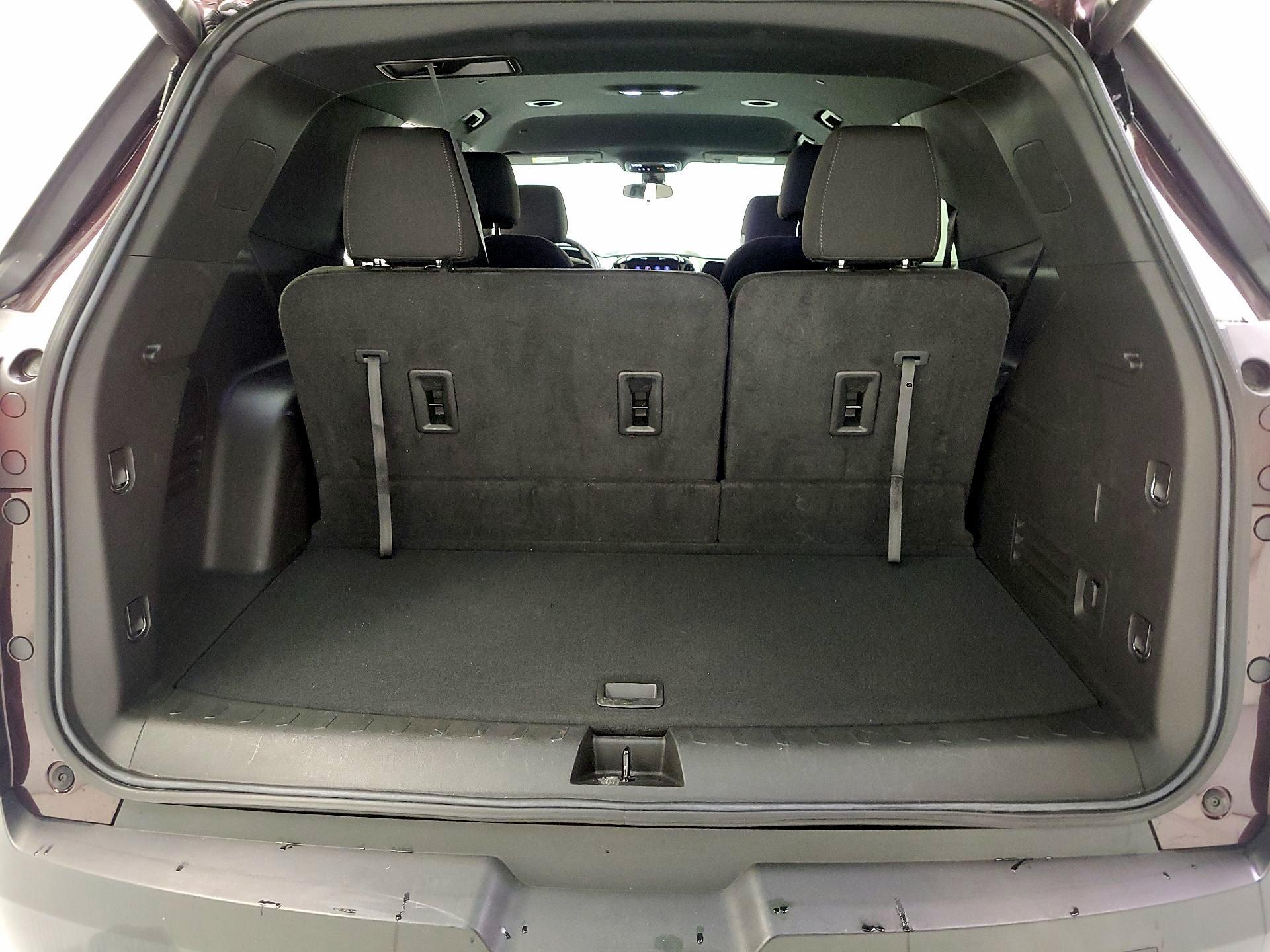 Thumbnail: 2023 Chevrolet Traverse - 19