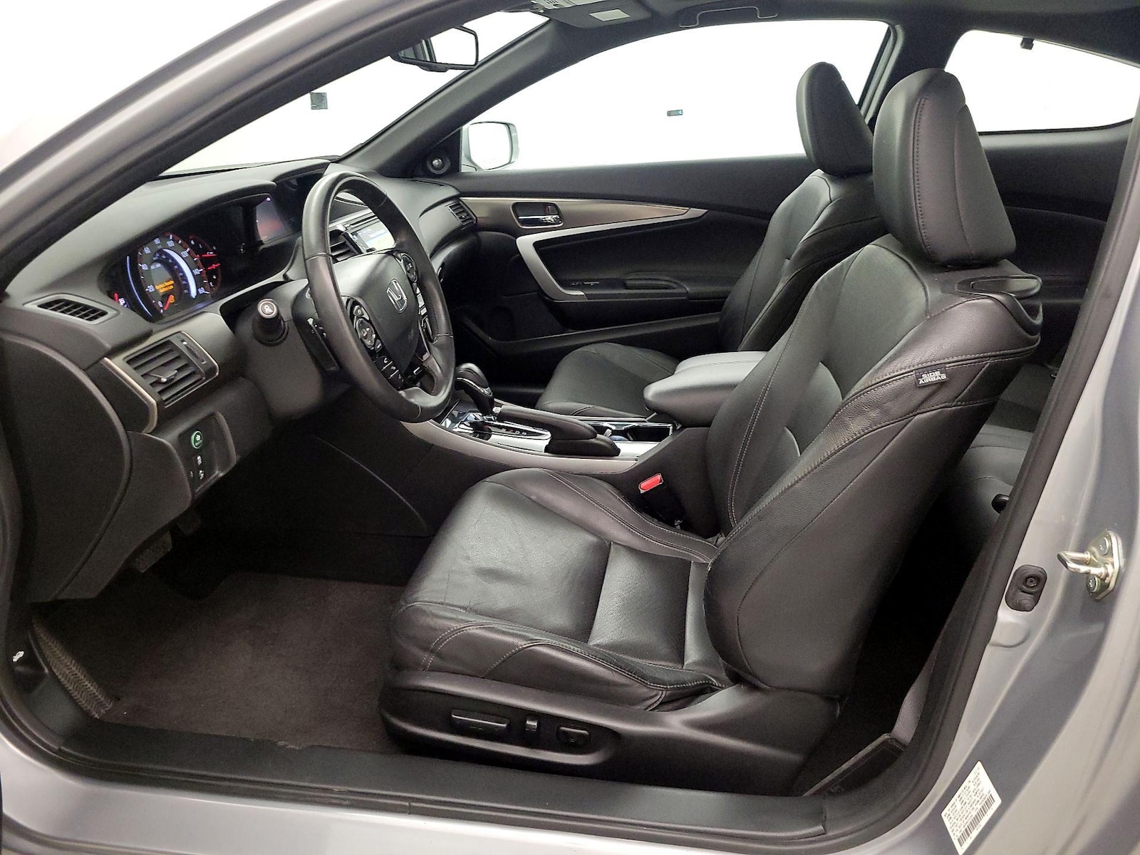 2017 Honda Accord EX-L - Photo 12