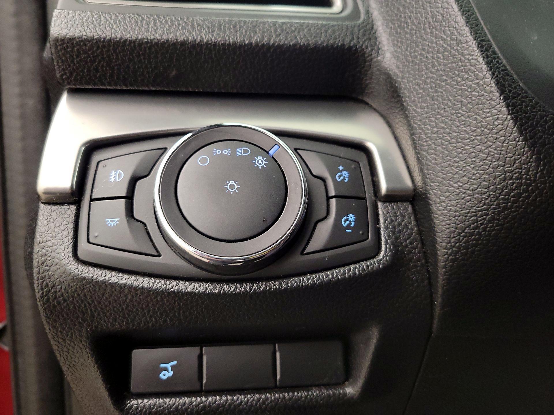 Thumbnail: 2018 Ford Explorer - 13