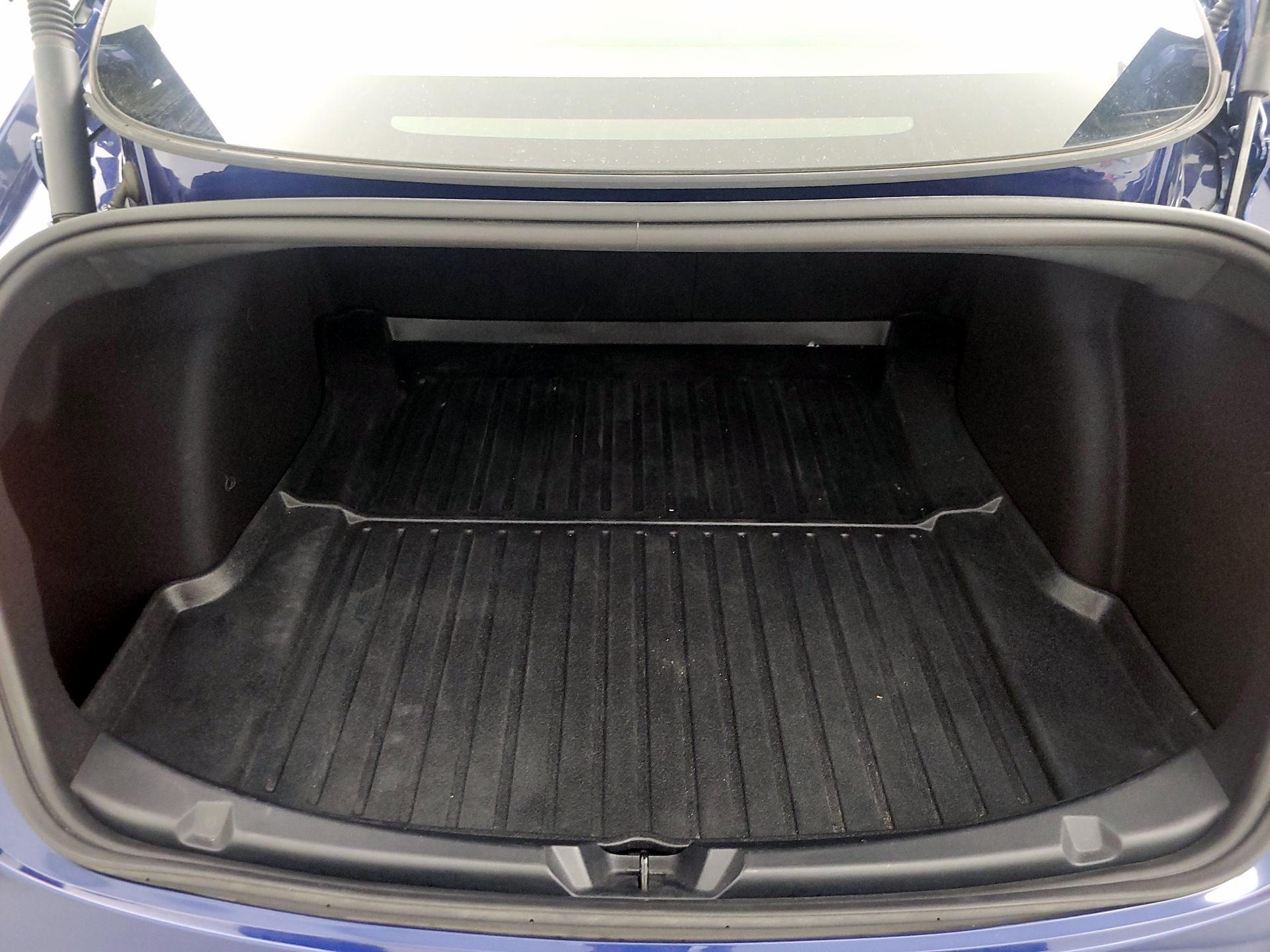 Thumbnail: 2023 Tesla Model 3 - 19