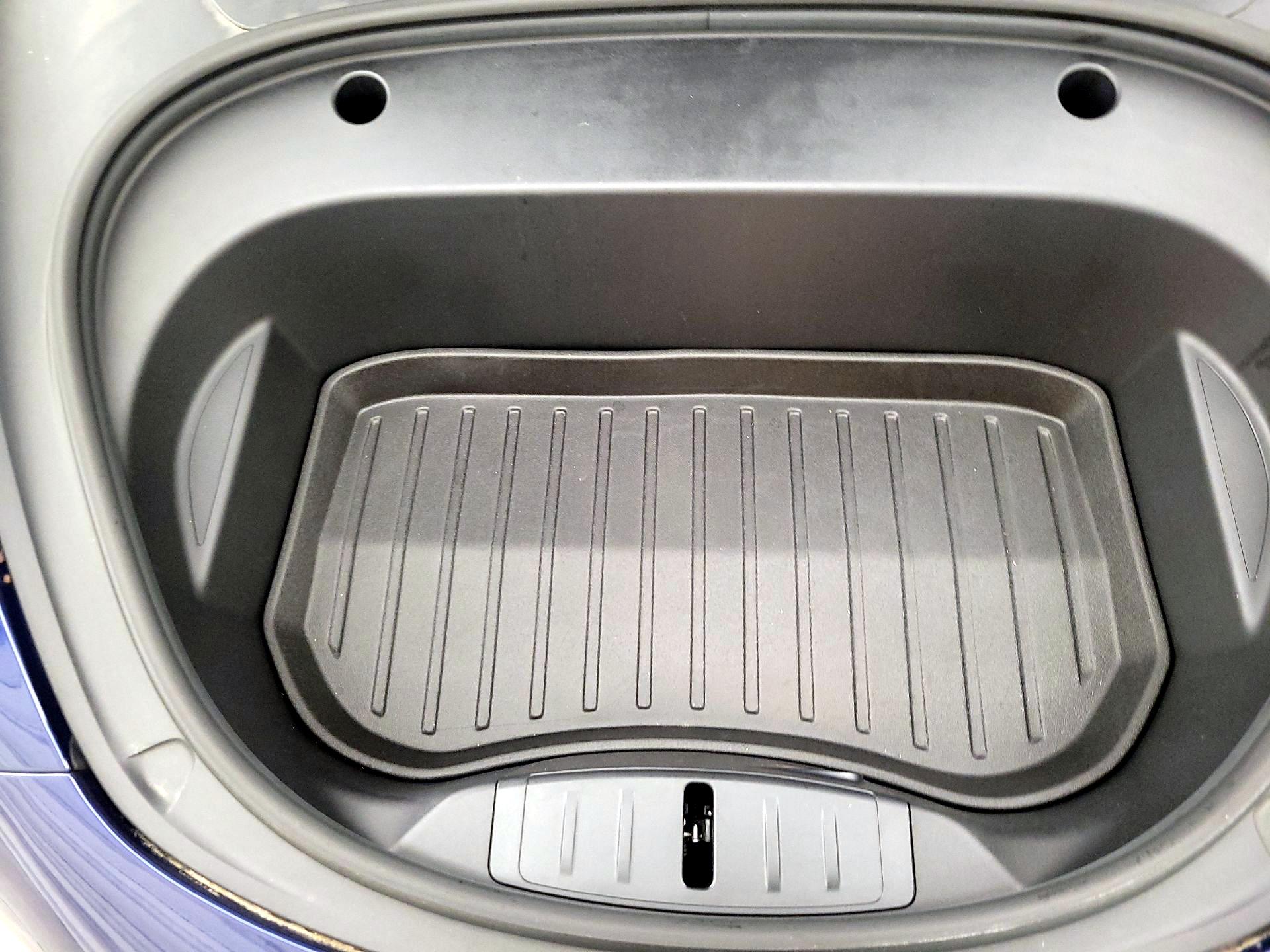 Thumbnail: 2023 Tesla Model 3 - 20