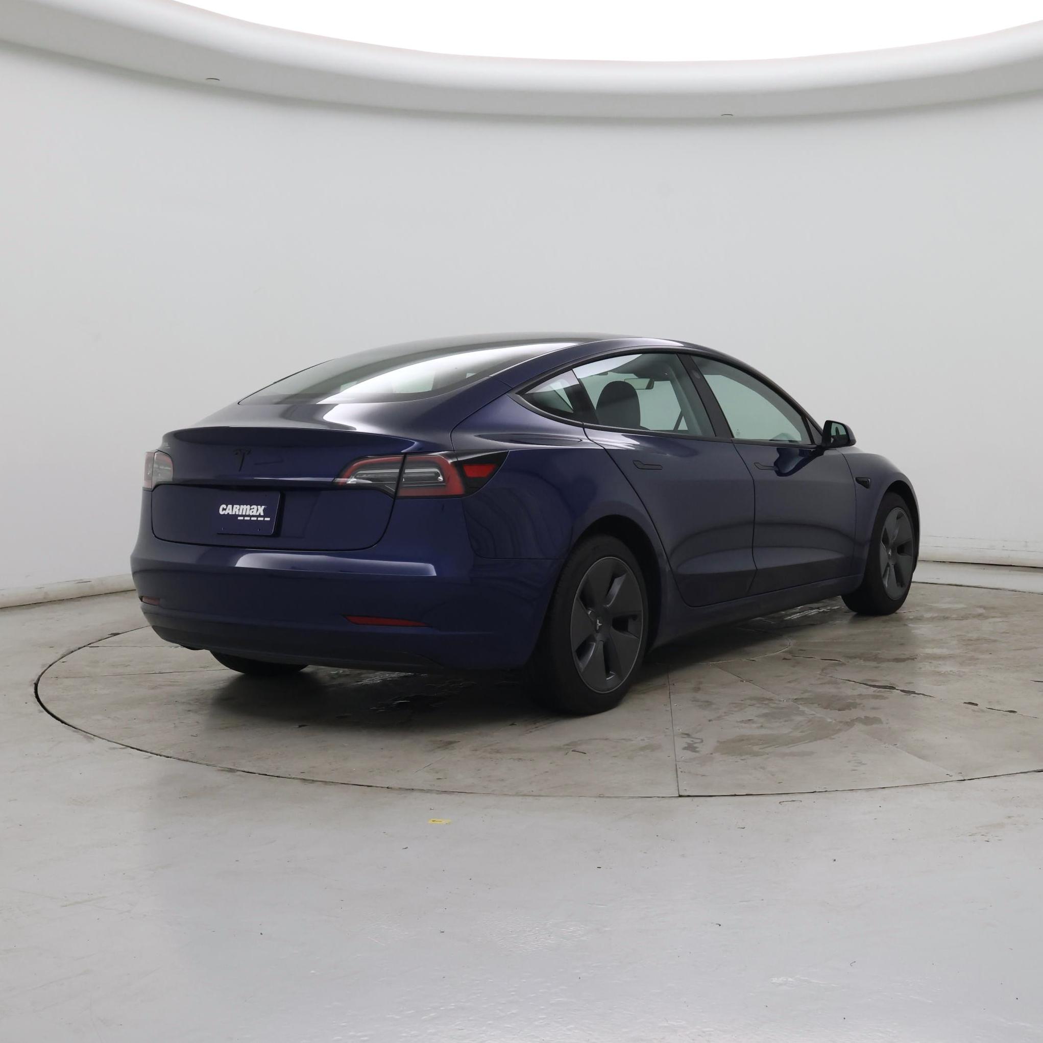 Thumbnail: 2023 Tesla Model 3 - 8