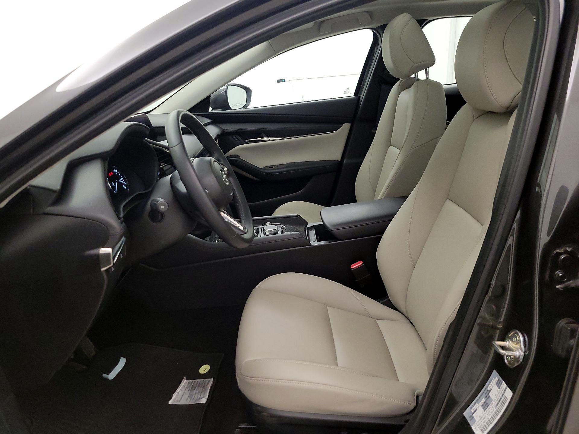 Thumbnail: 2022 Mazda Mazda3 - 11