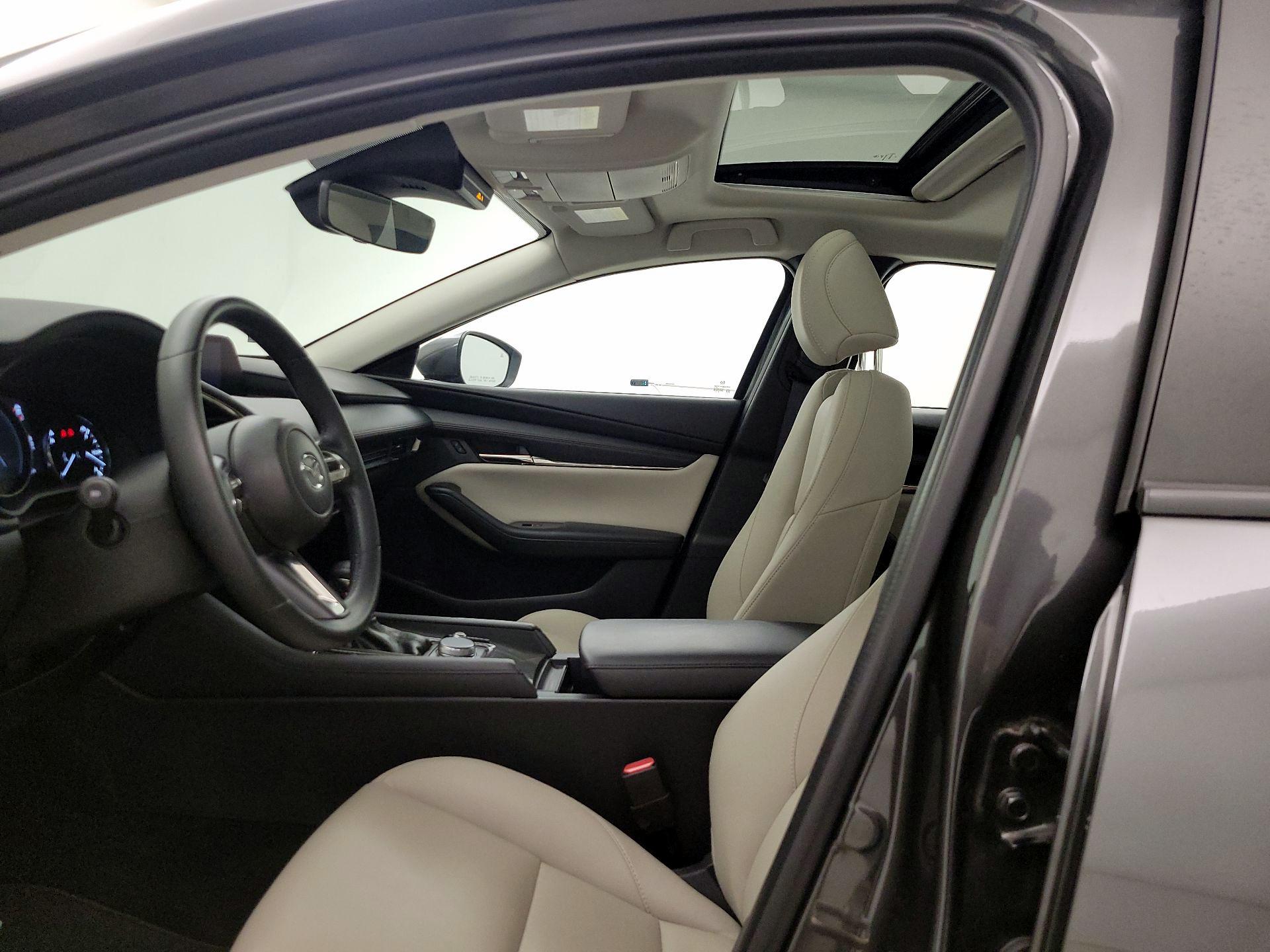 Thumbnail: 2022 Mazda Mazda3 - 19