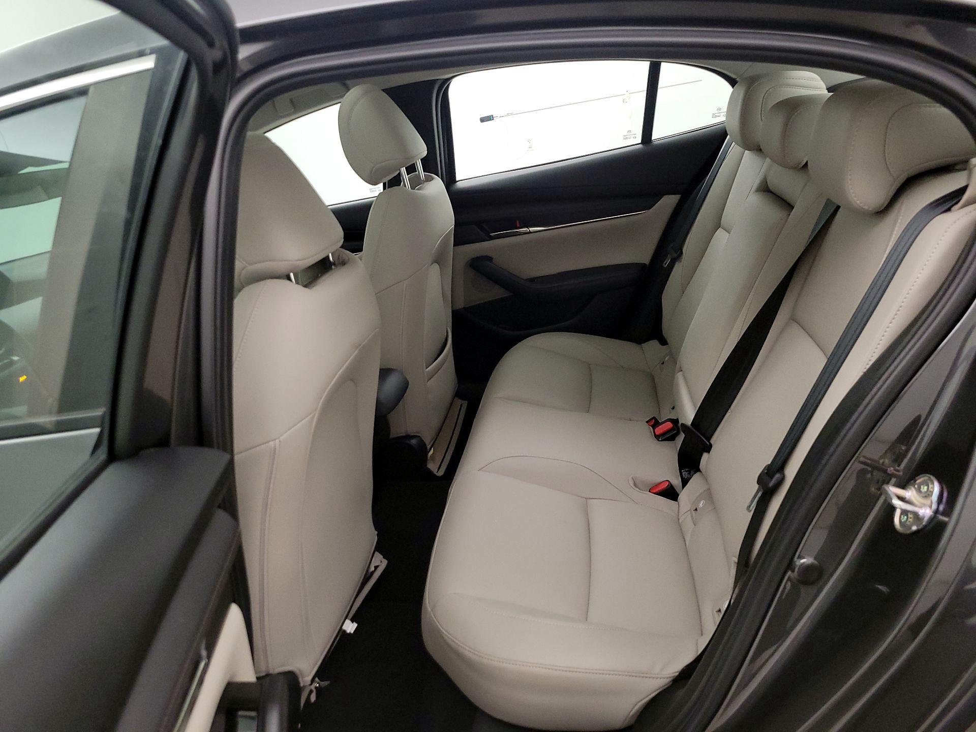 Thumbnail: 2022 Mazda Mazda3 - 20