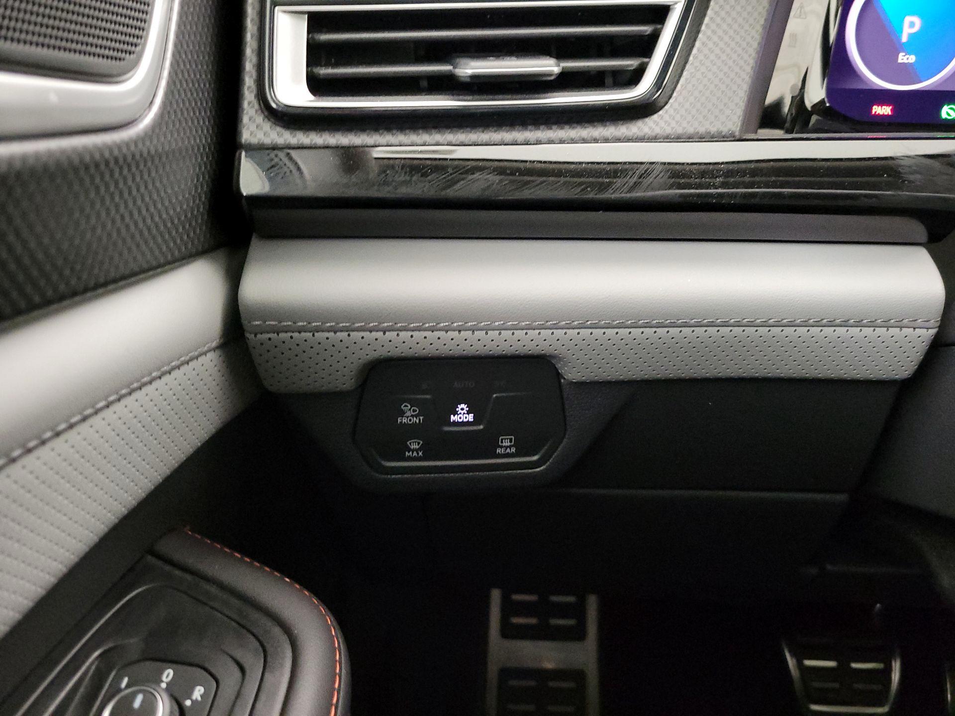 Thumbnail: 2025 Volkswagen Atlas - 13