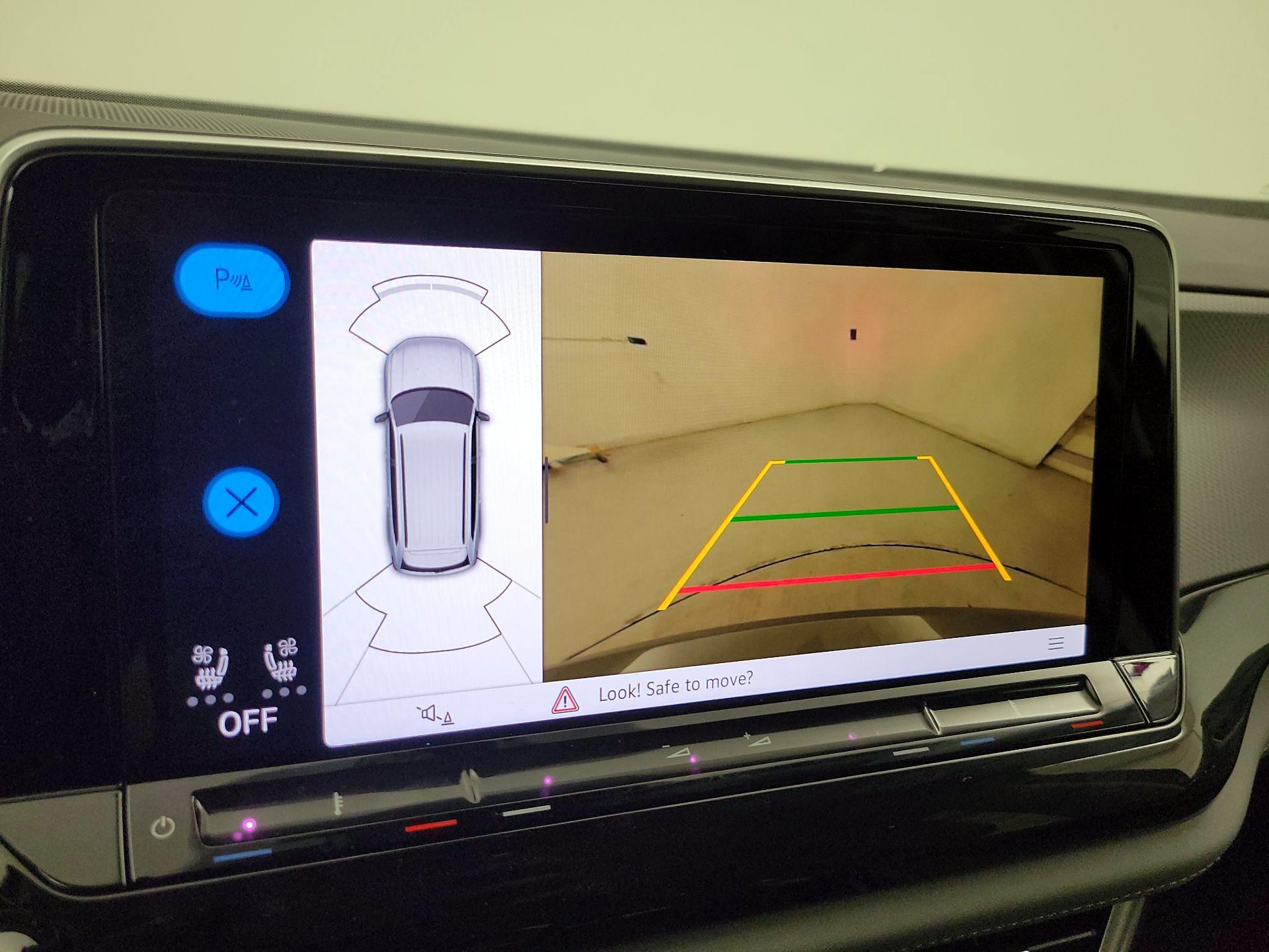 Thumbnail: 2025 Volkswagen Atlas - 14