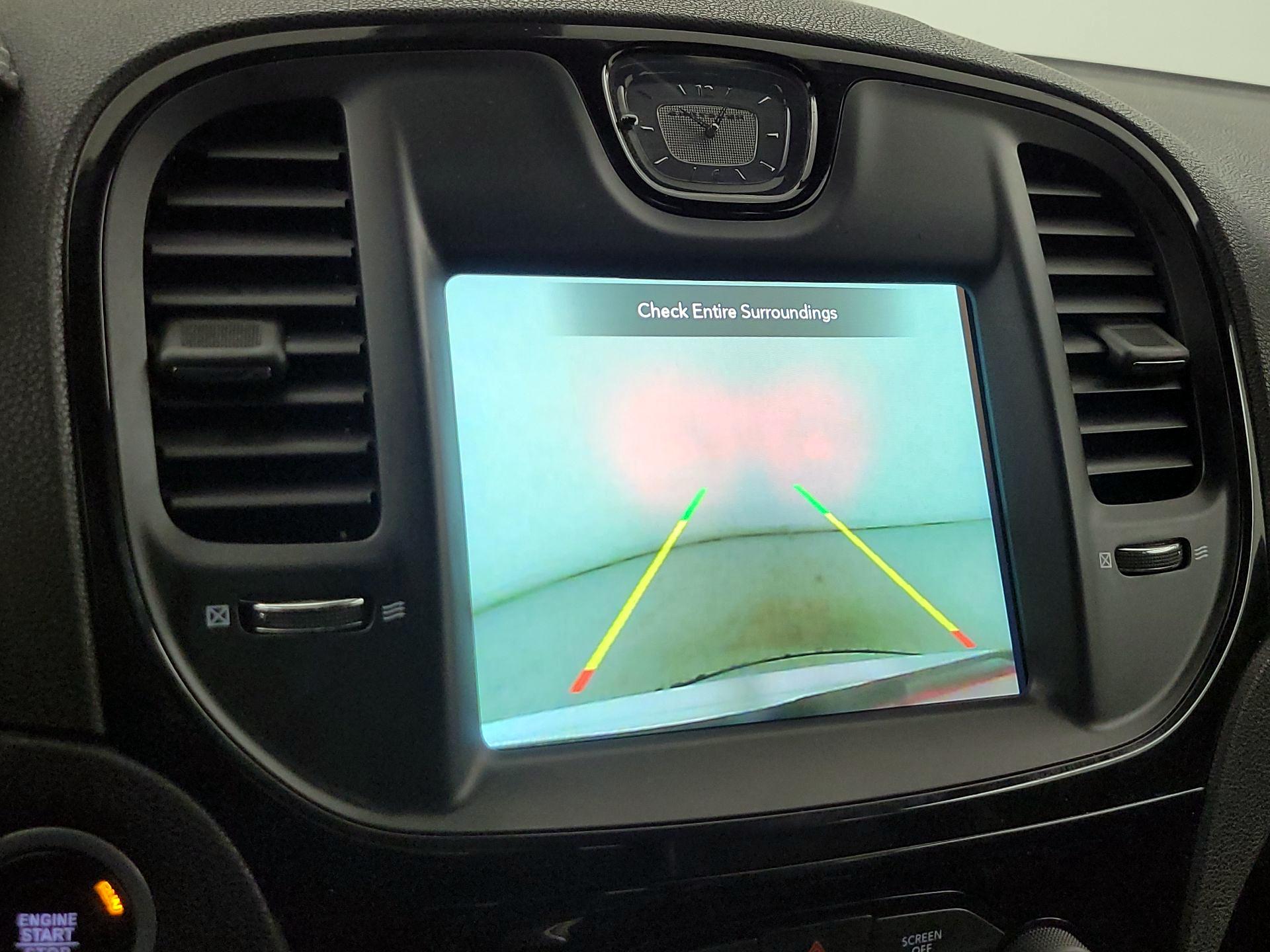 Thumbnail: 2023 Chrysler 300 - 15