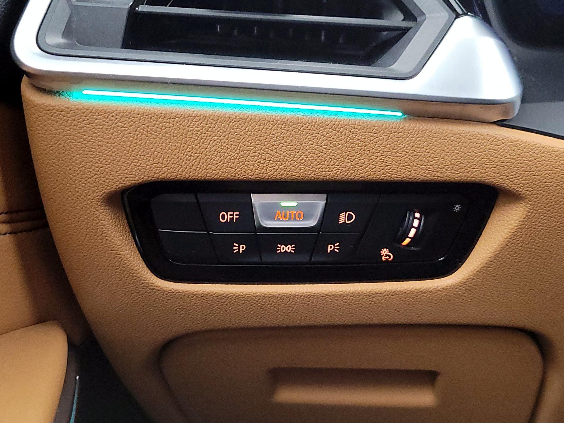 Thumbnail: 2020 BMW 3 Series - 13