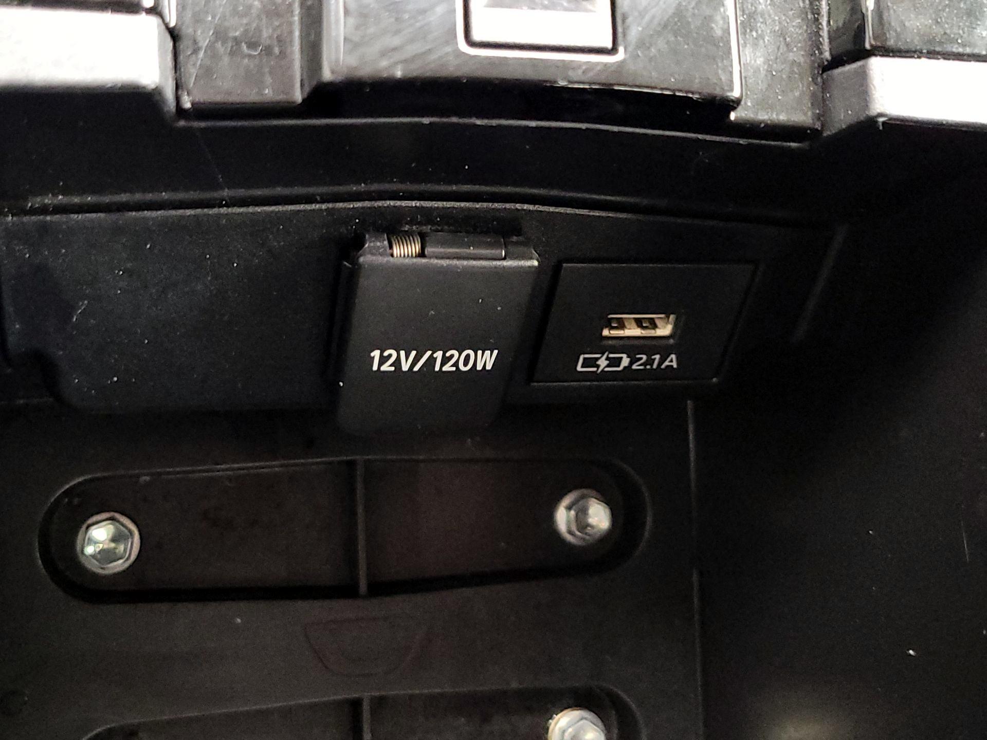 Thumbnail: 2021 Toyota Corolla - 18