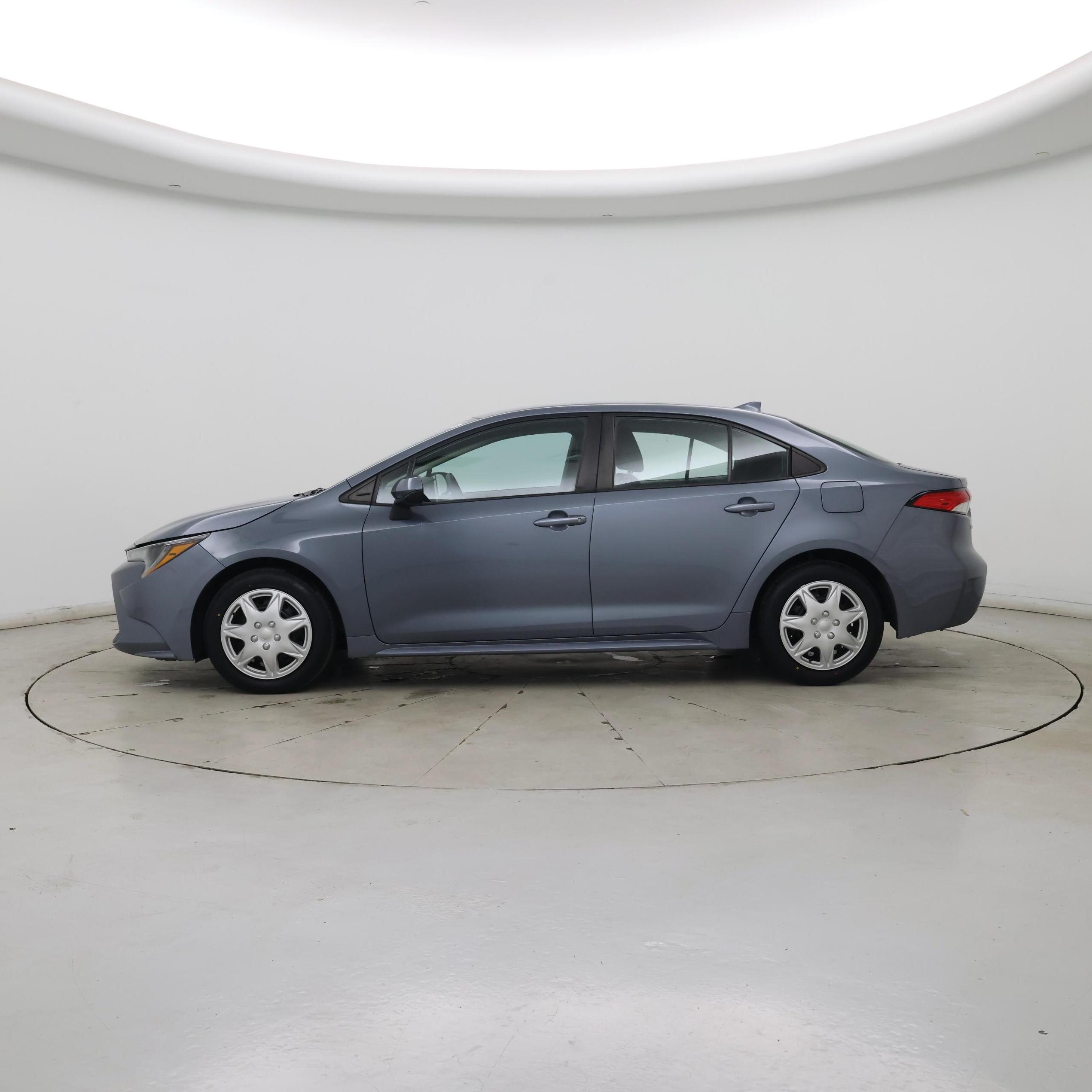 Thumbnail: 2021 Toyota Corolla - 3