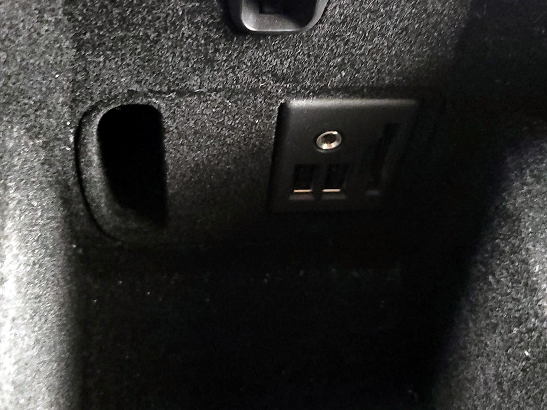 Thumbnail: 2015 Cadillac ATS - 18