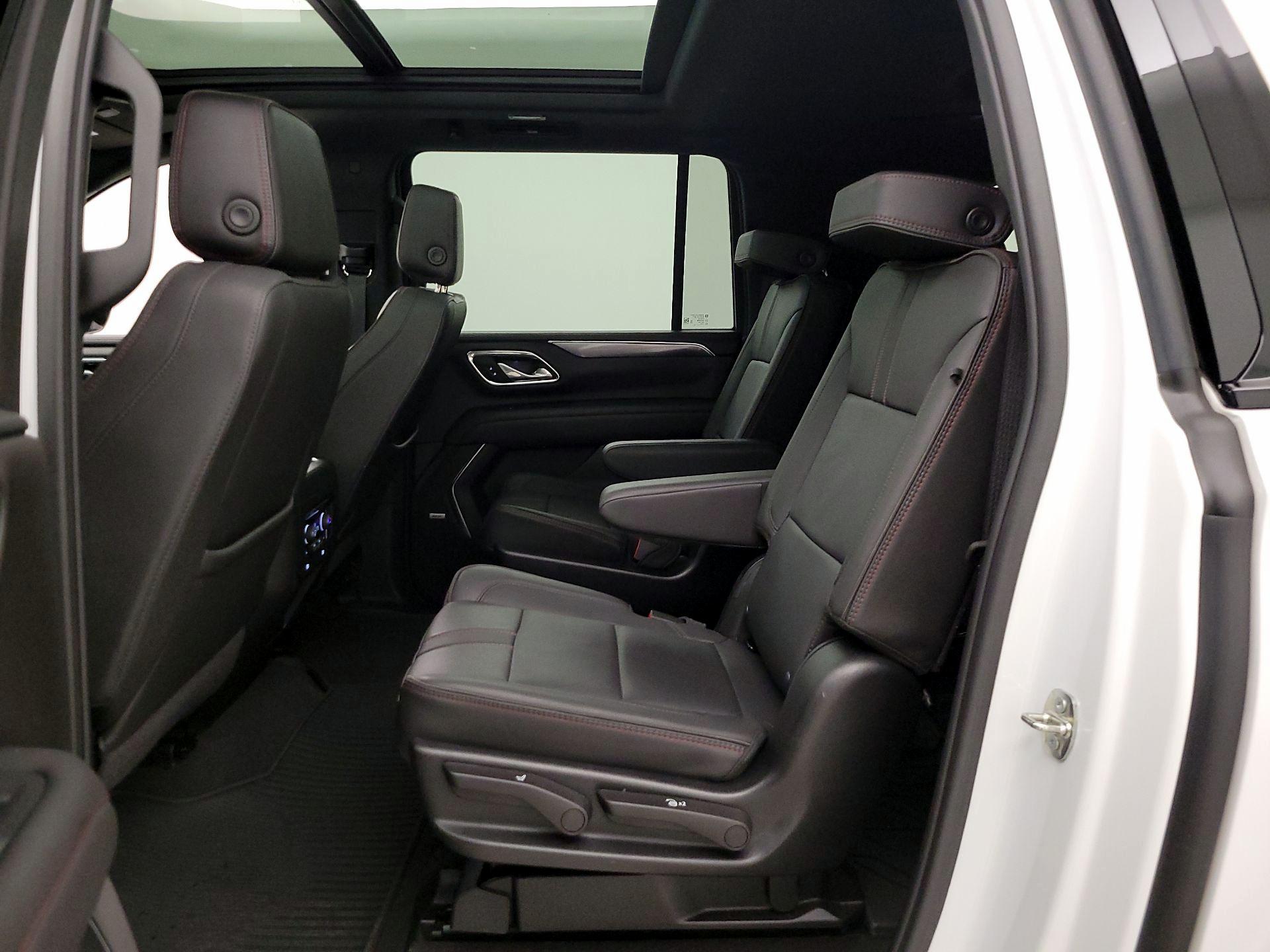 Thumbnail: 2024 Chevrolet Suburban - 20