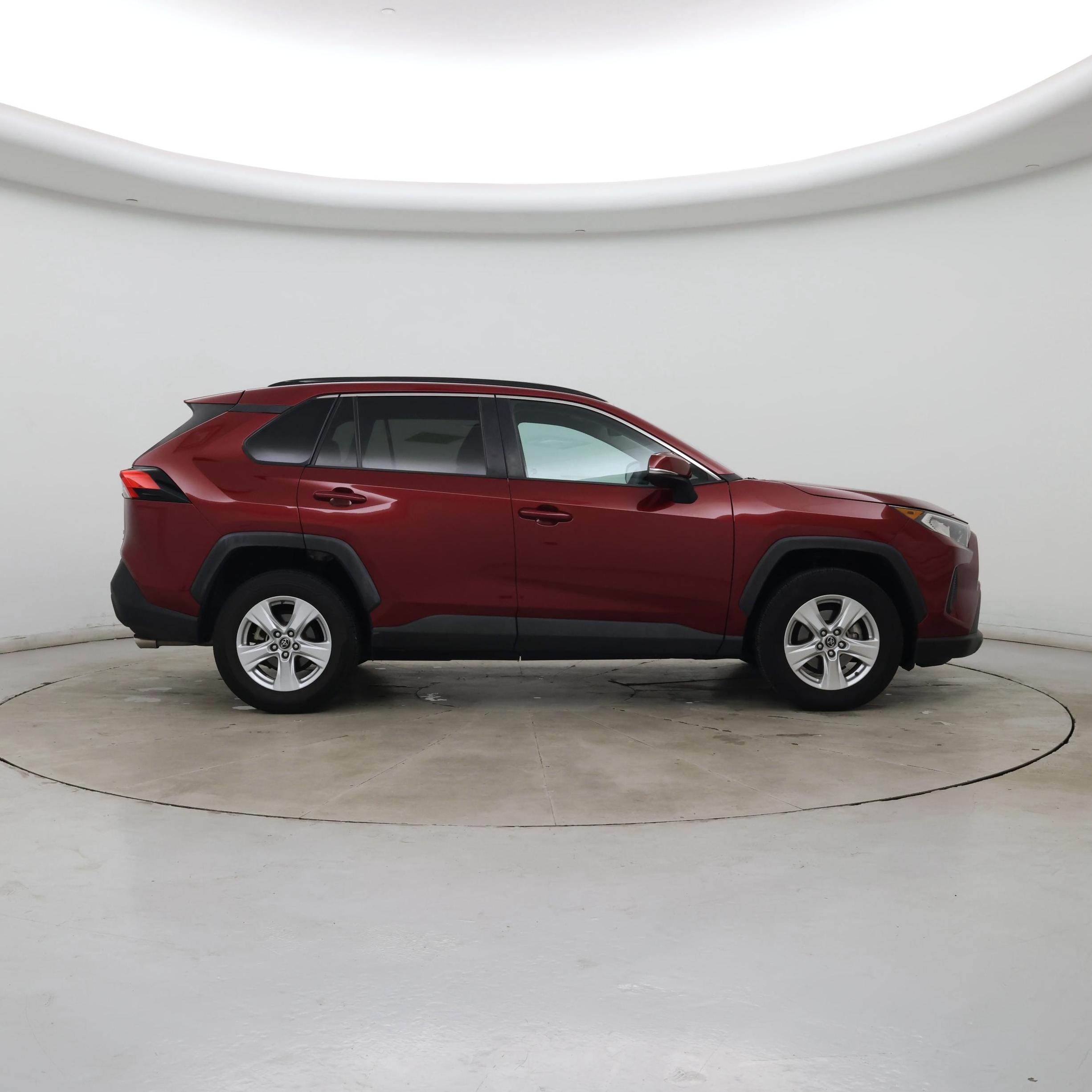 Thumbnail: 2020 Toyota RAV4 - 7