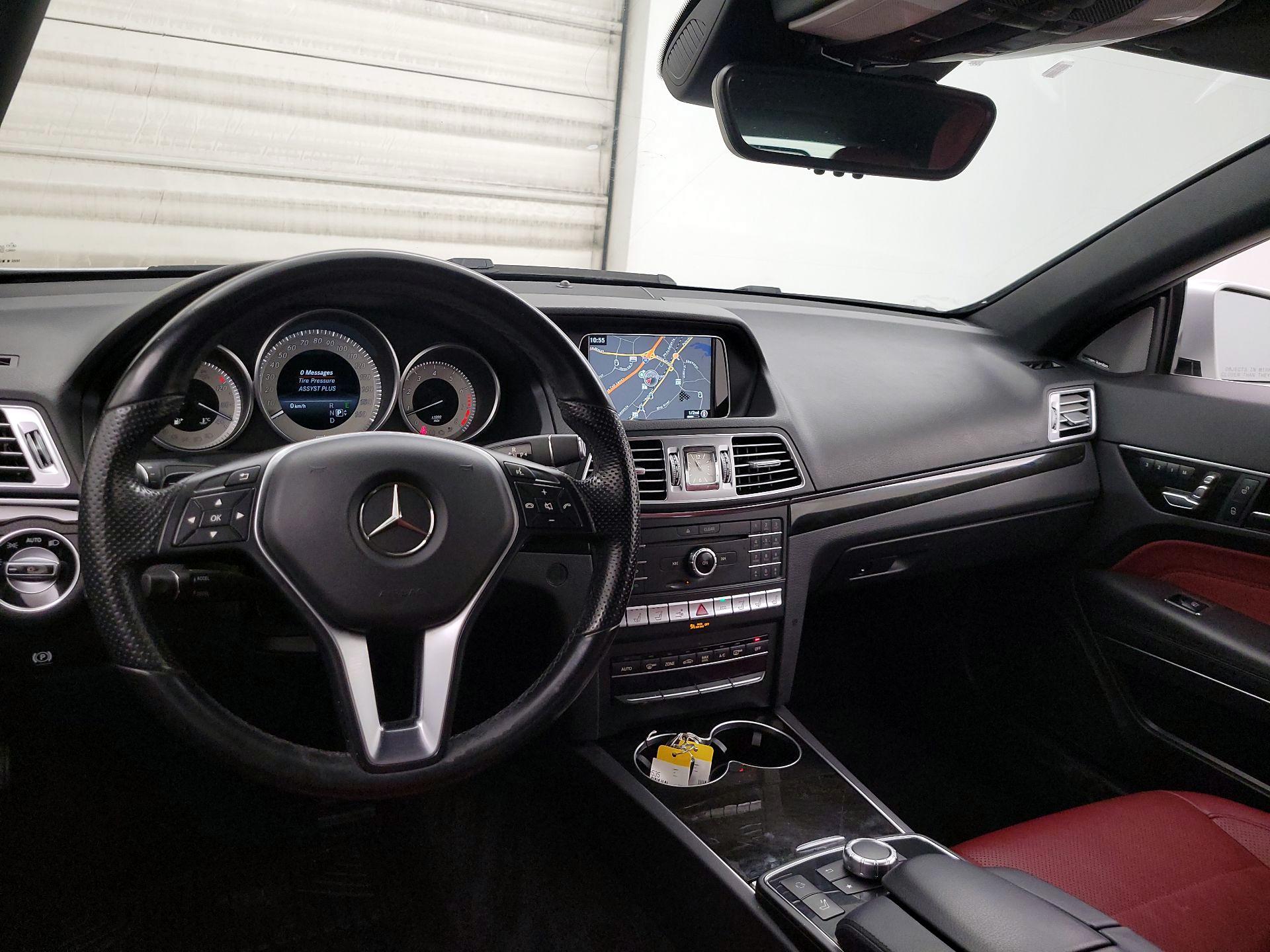 Thumbnail: 2017 Mercedes-Benz E-Class - 9