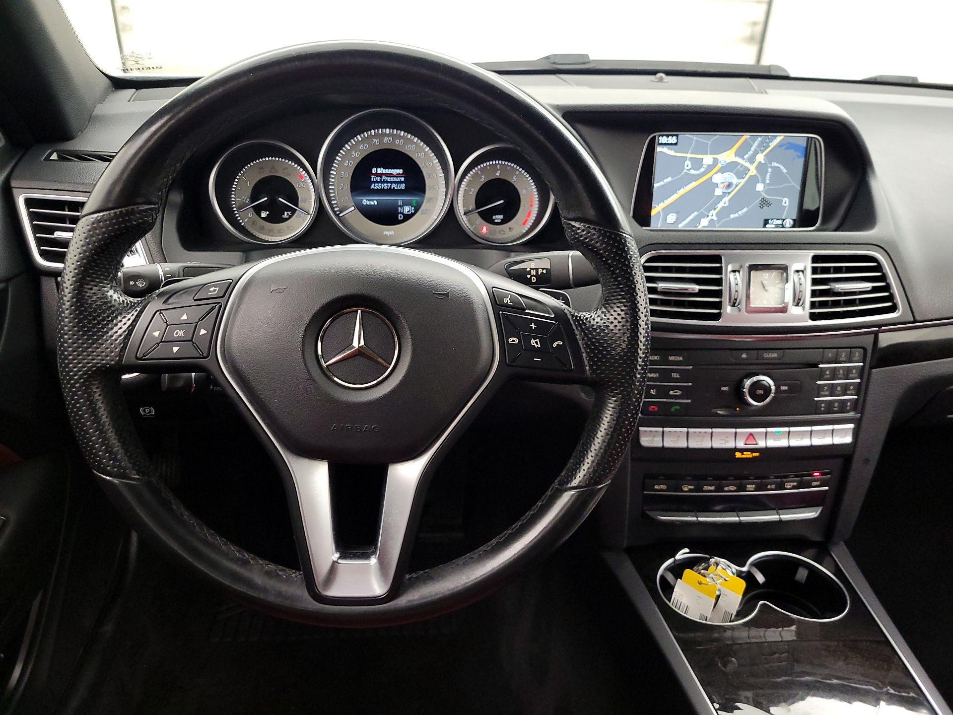 Thumbnail: 2017 Mercedes-Benz E-Class - 10