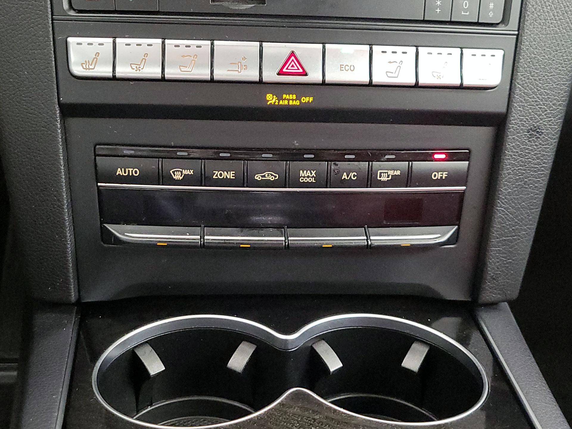 Thumbnail: 2017 Mercedes-Benz E-Class - 17