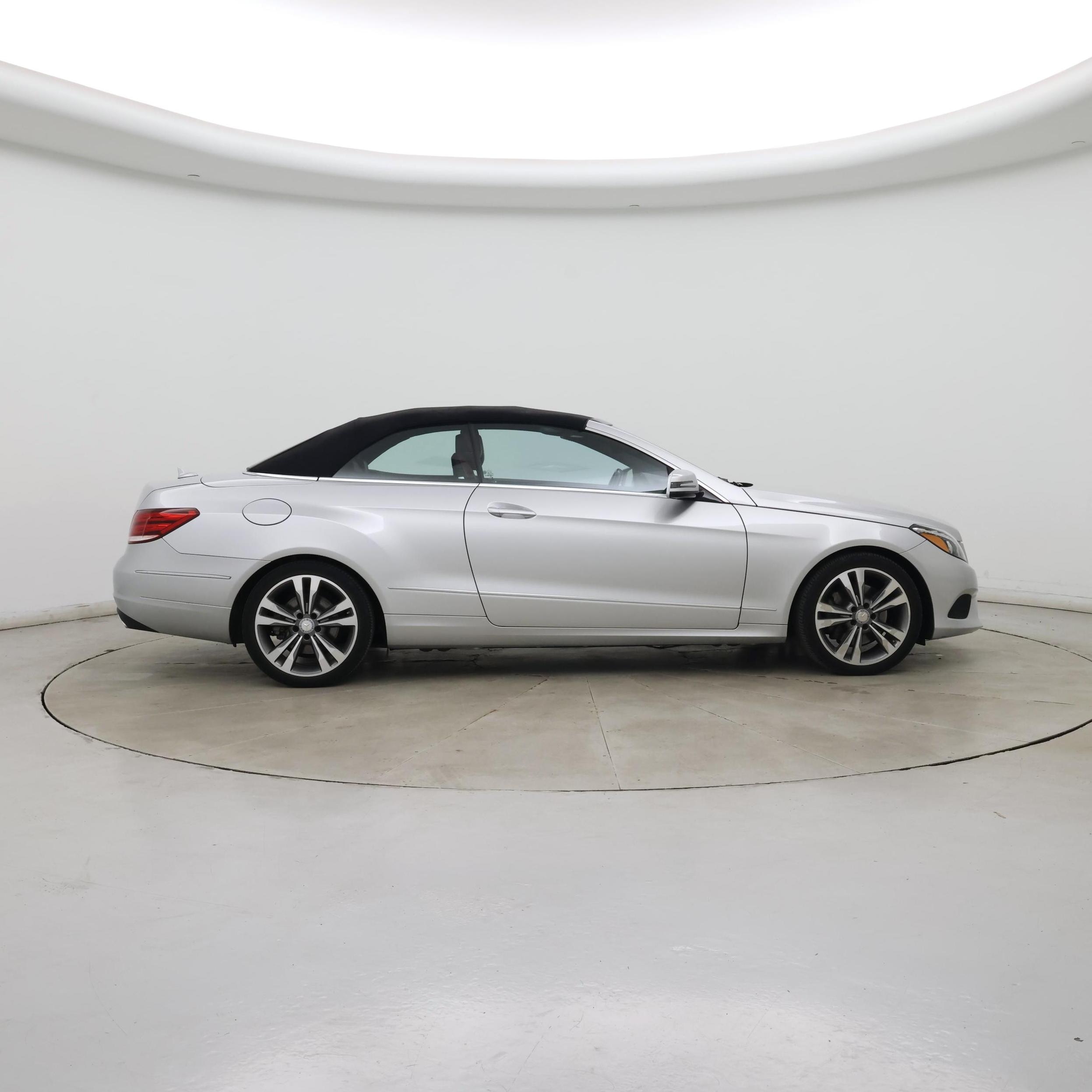 Thumbnail: 2017 Mercedes-Benz E-Class - 7