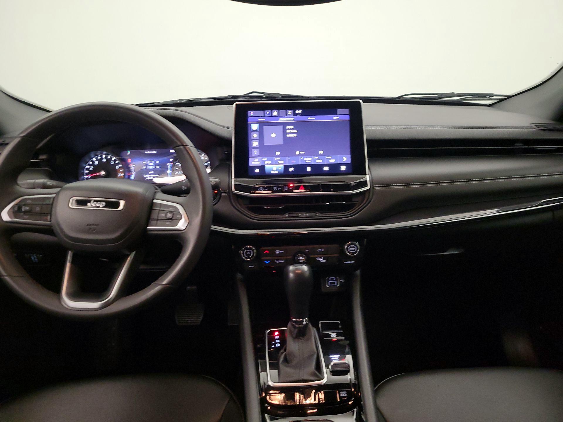 Thumbnail: 2023 Jeep Compass - 9