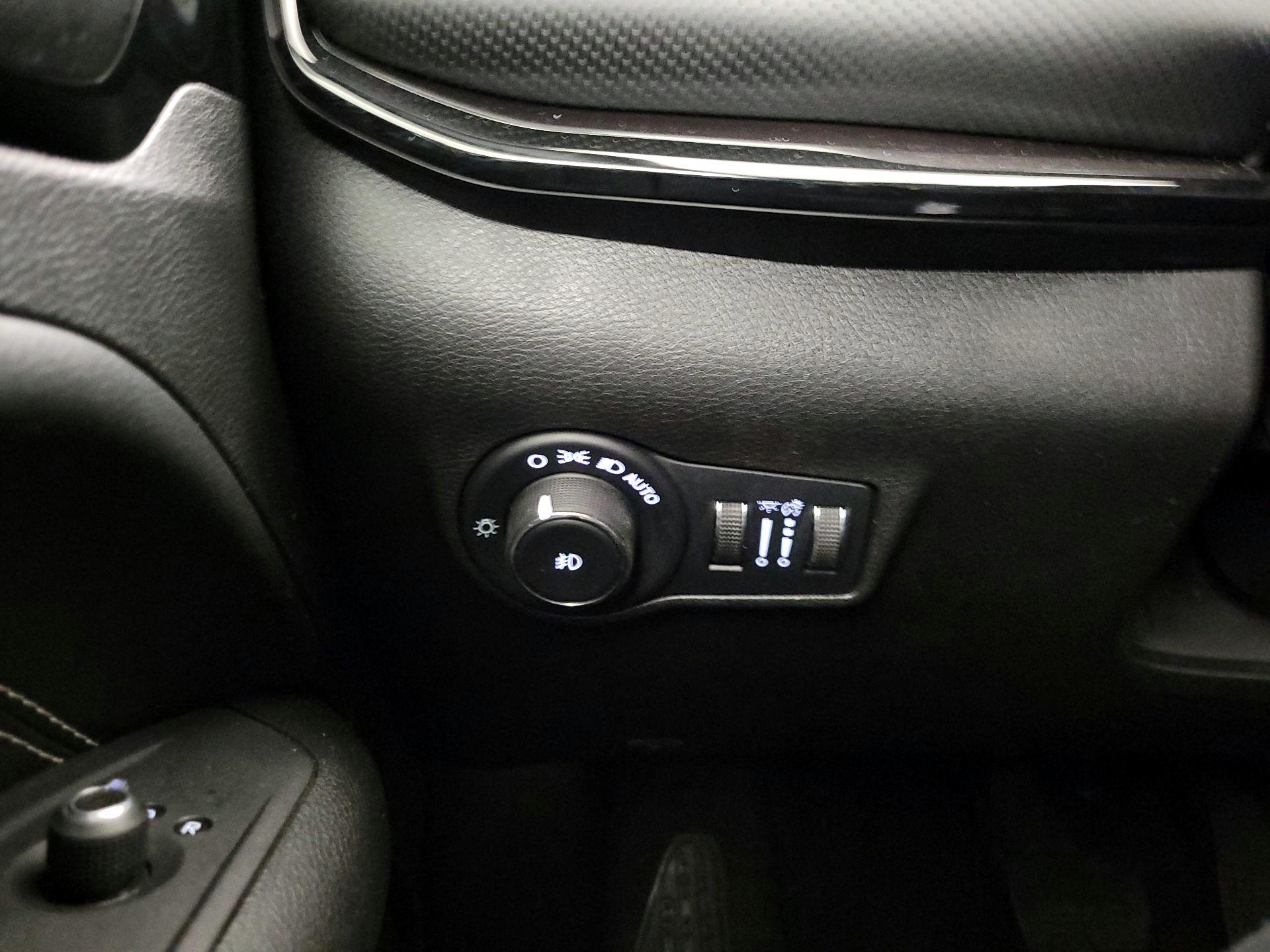 Thumbnail: 2023 Jeep Compass - 13