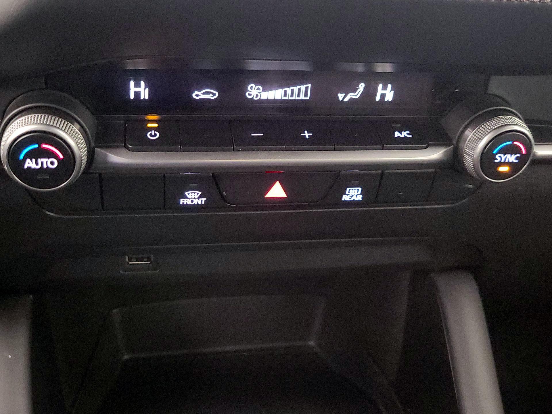 Thumbnail: 2021 Mazda Mazda3 - 17