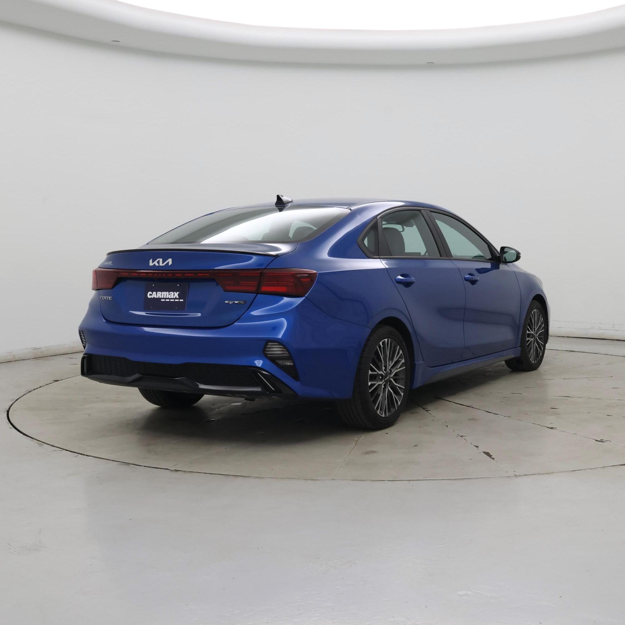 Thumbnail: 2023 Kia Forte - 8