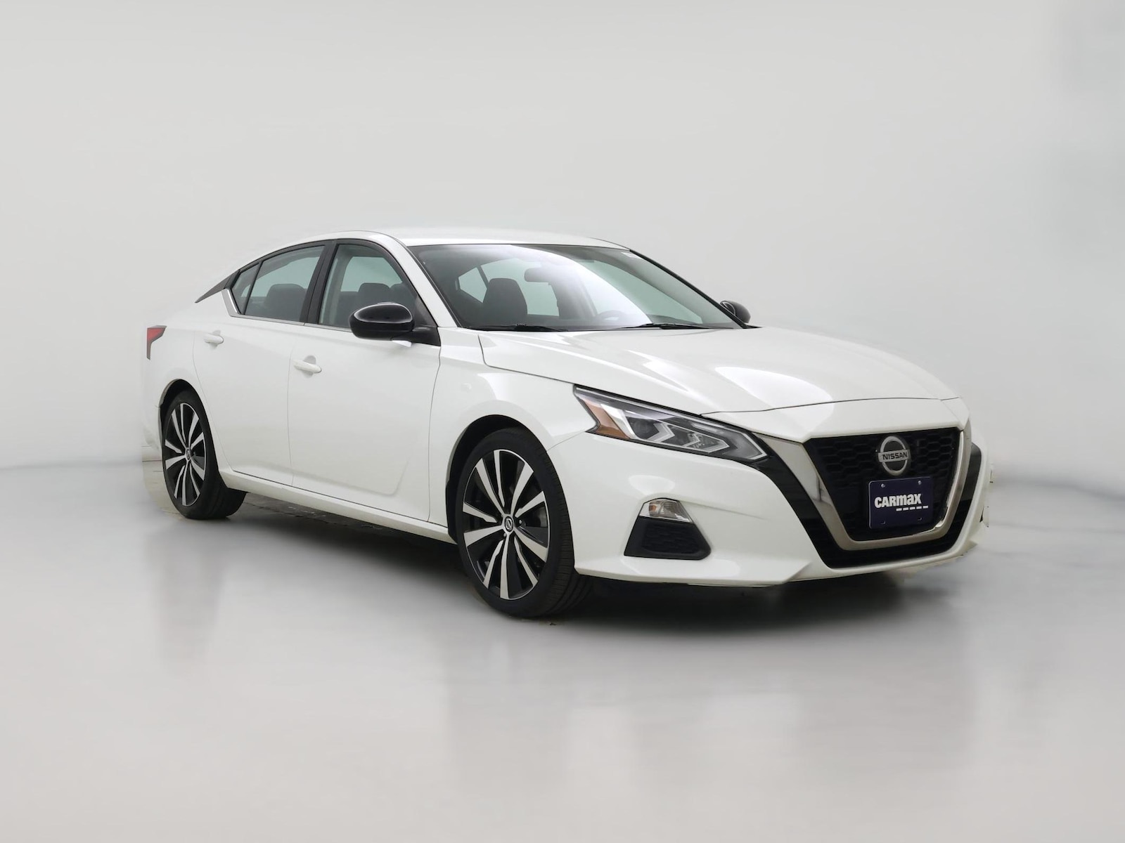 2022 Nissan Altima SR