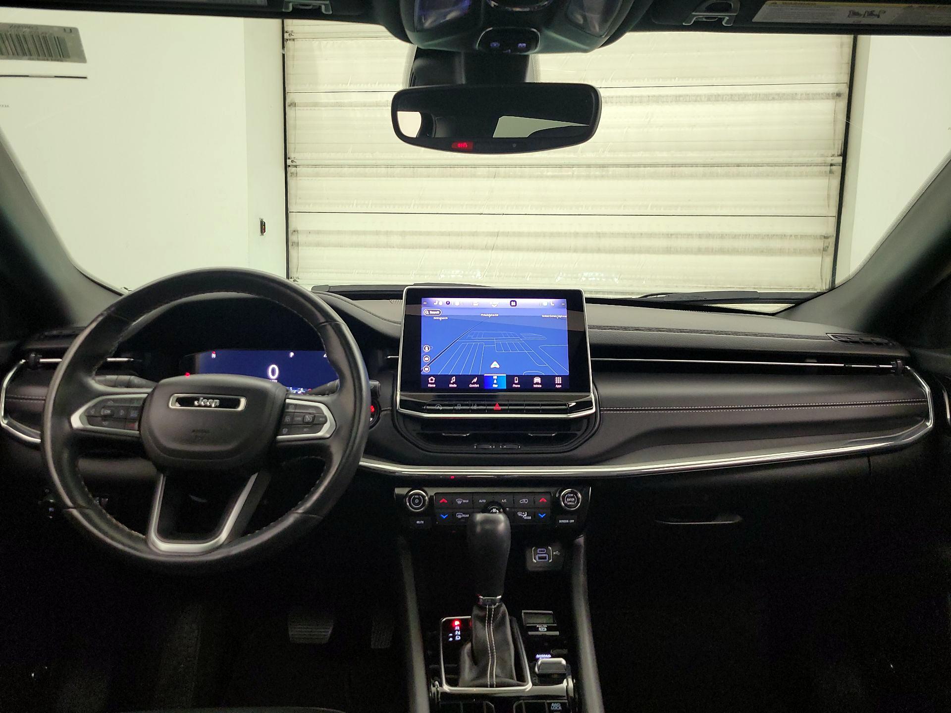 Thumbnail: 2022 Jeep Compass - 9