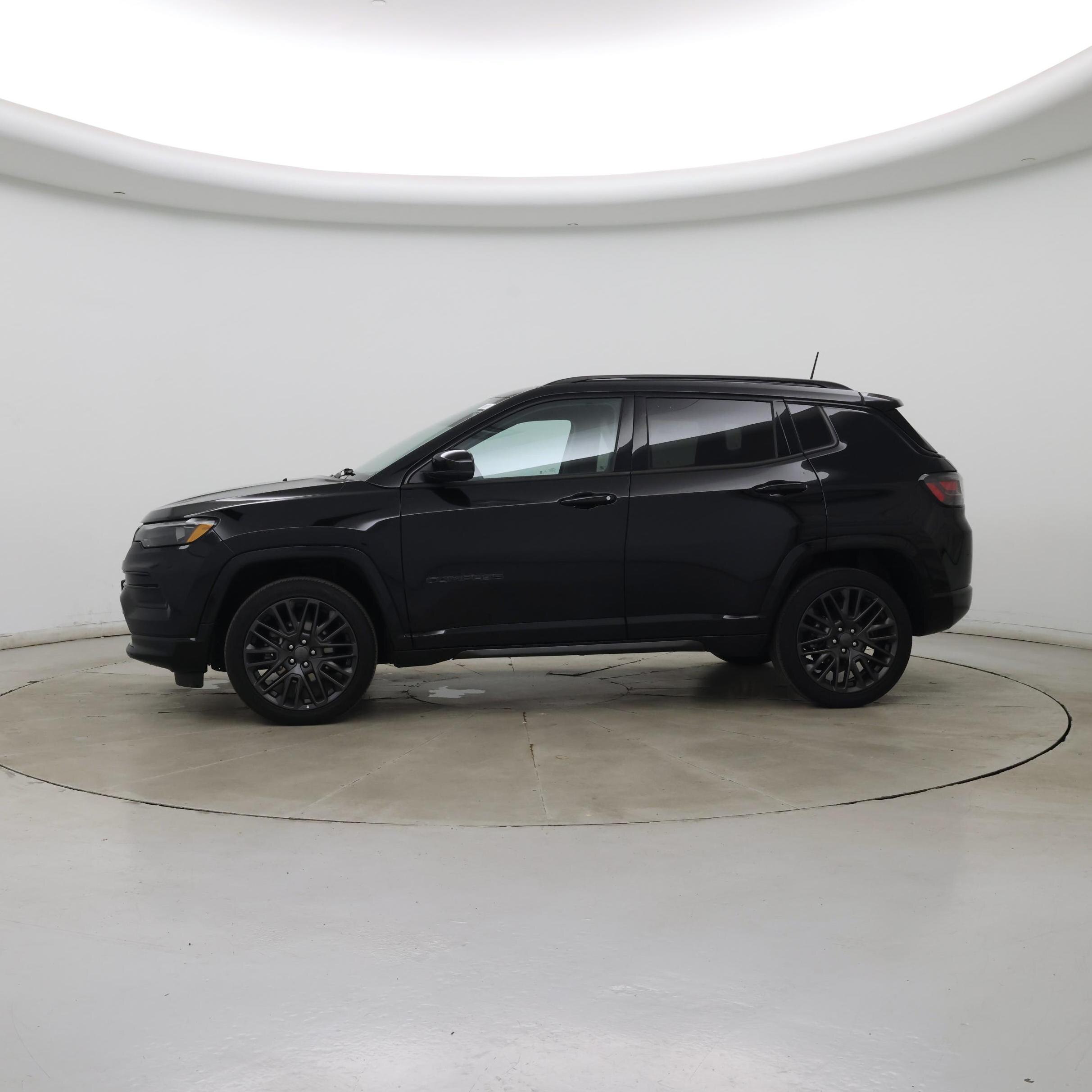 Thumbnail: 2022 Jeep Compass - 3