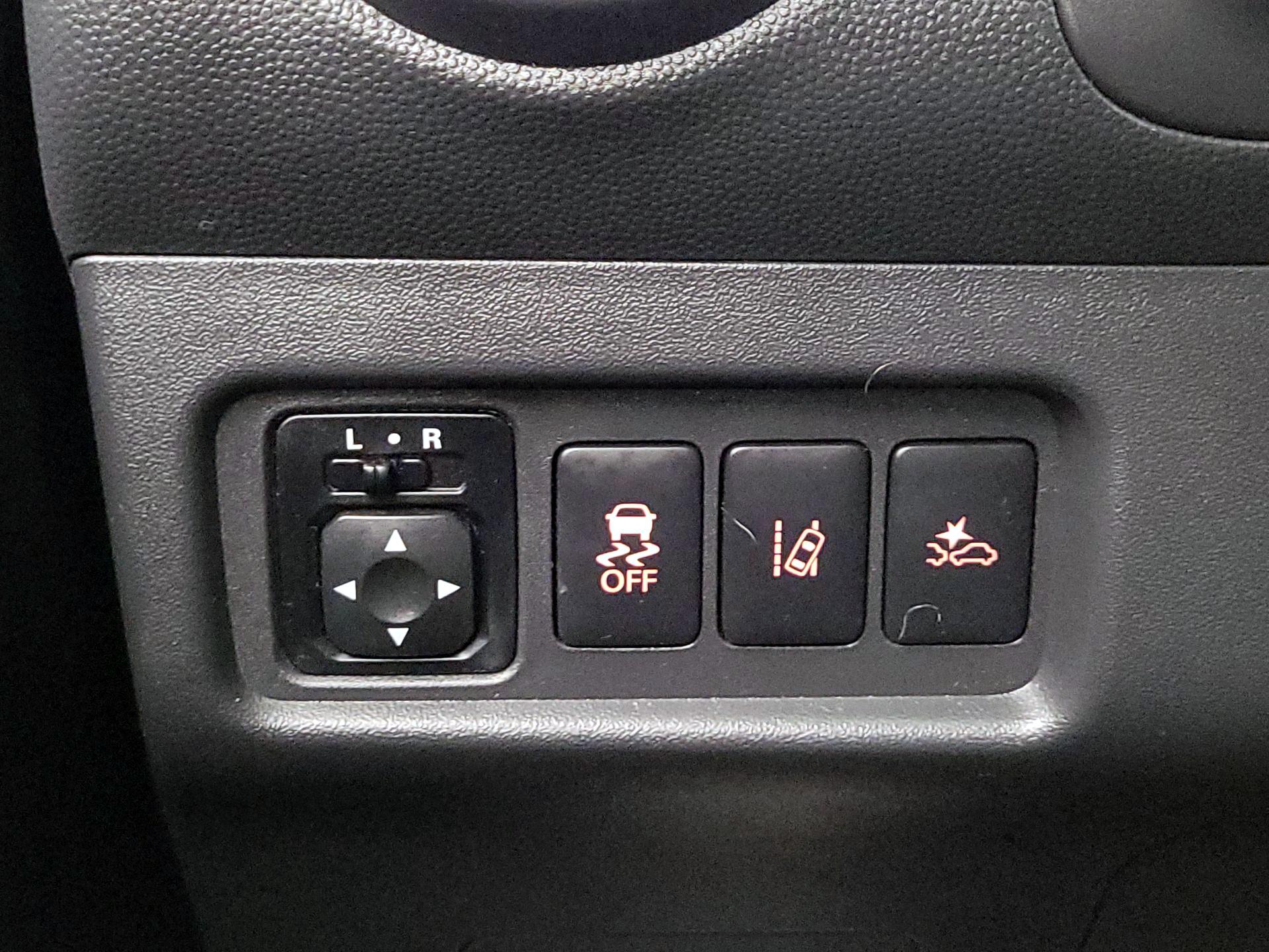 Thumbnail: 2023 Mitsubishi Mirage G4 - 13