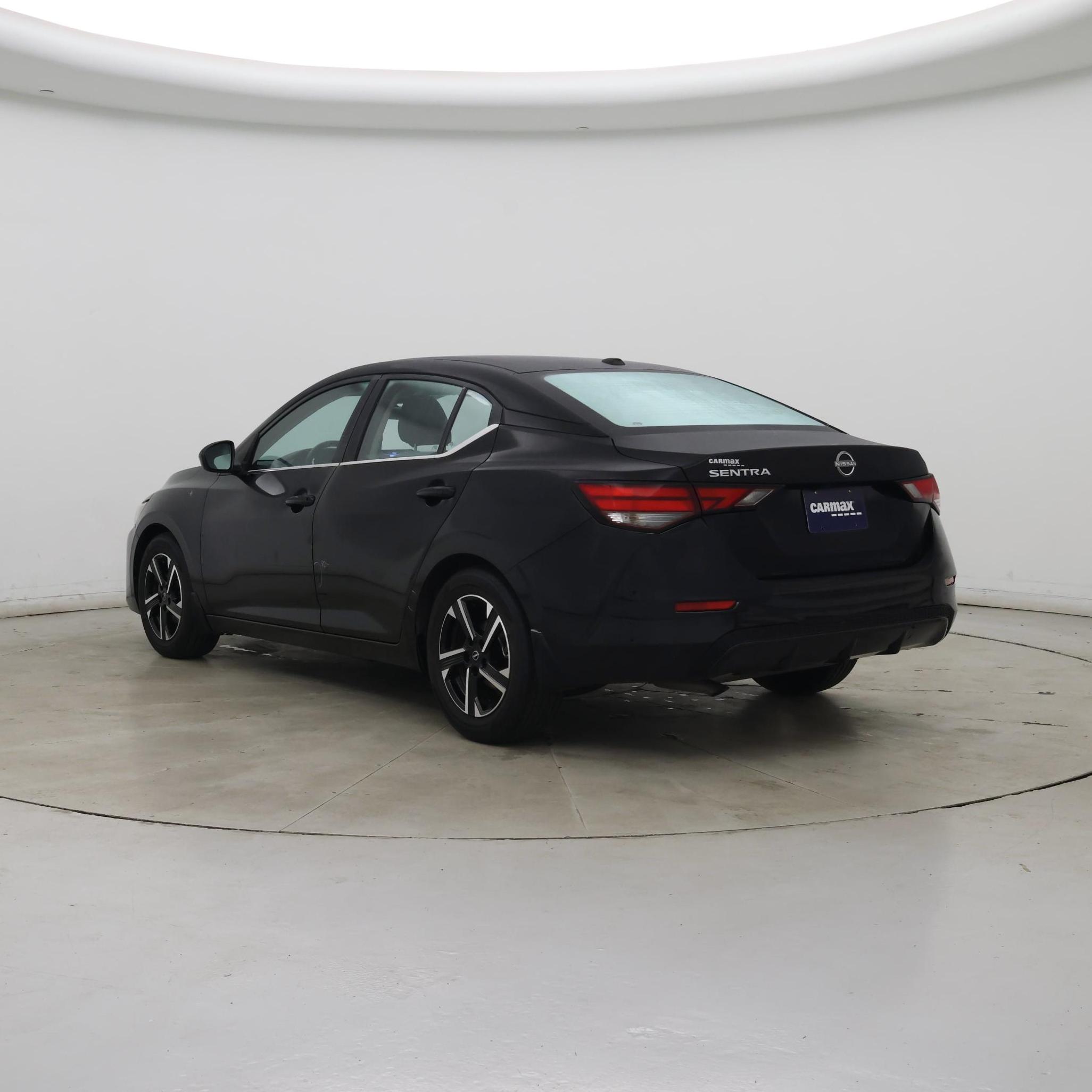 Thumbnail: 2025 Nissan Sentra - 2