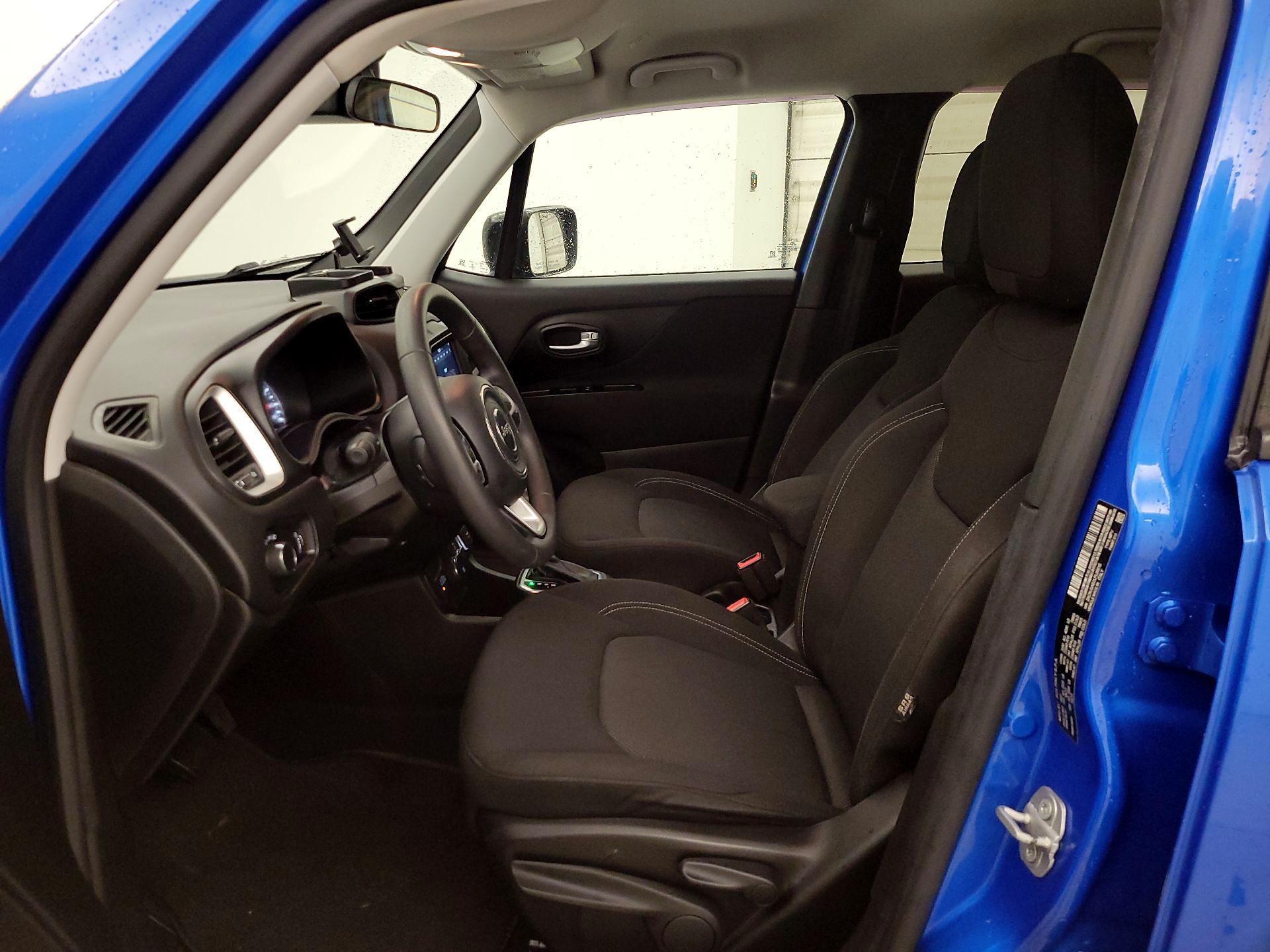 Thumbnail: 2020 Jeep Renegade - 11