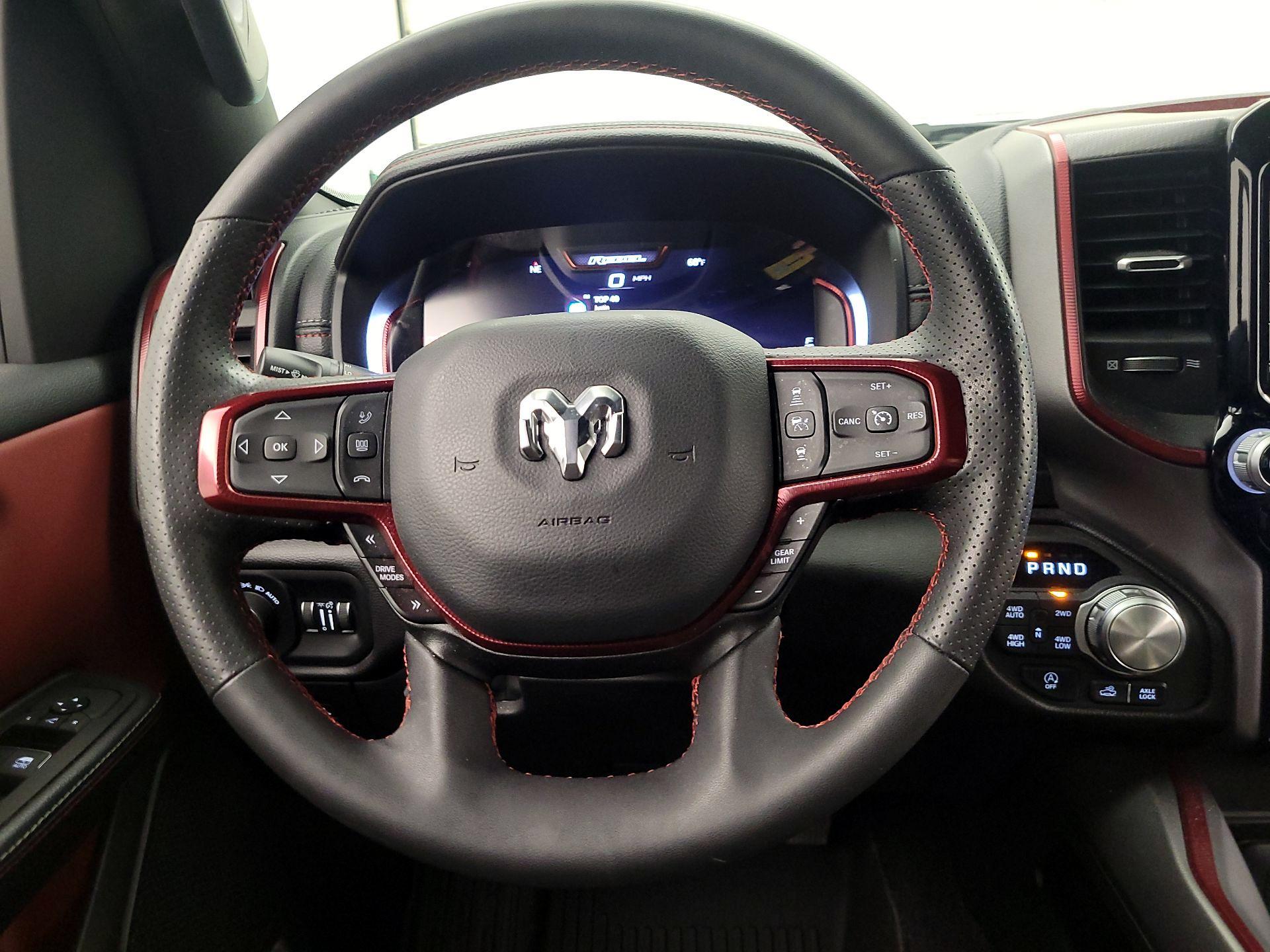 Thumbnail: 2025 RAM 1500 - 10