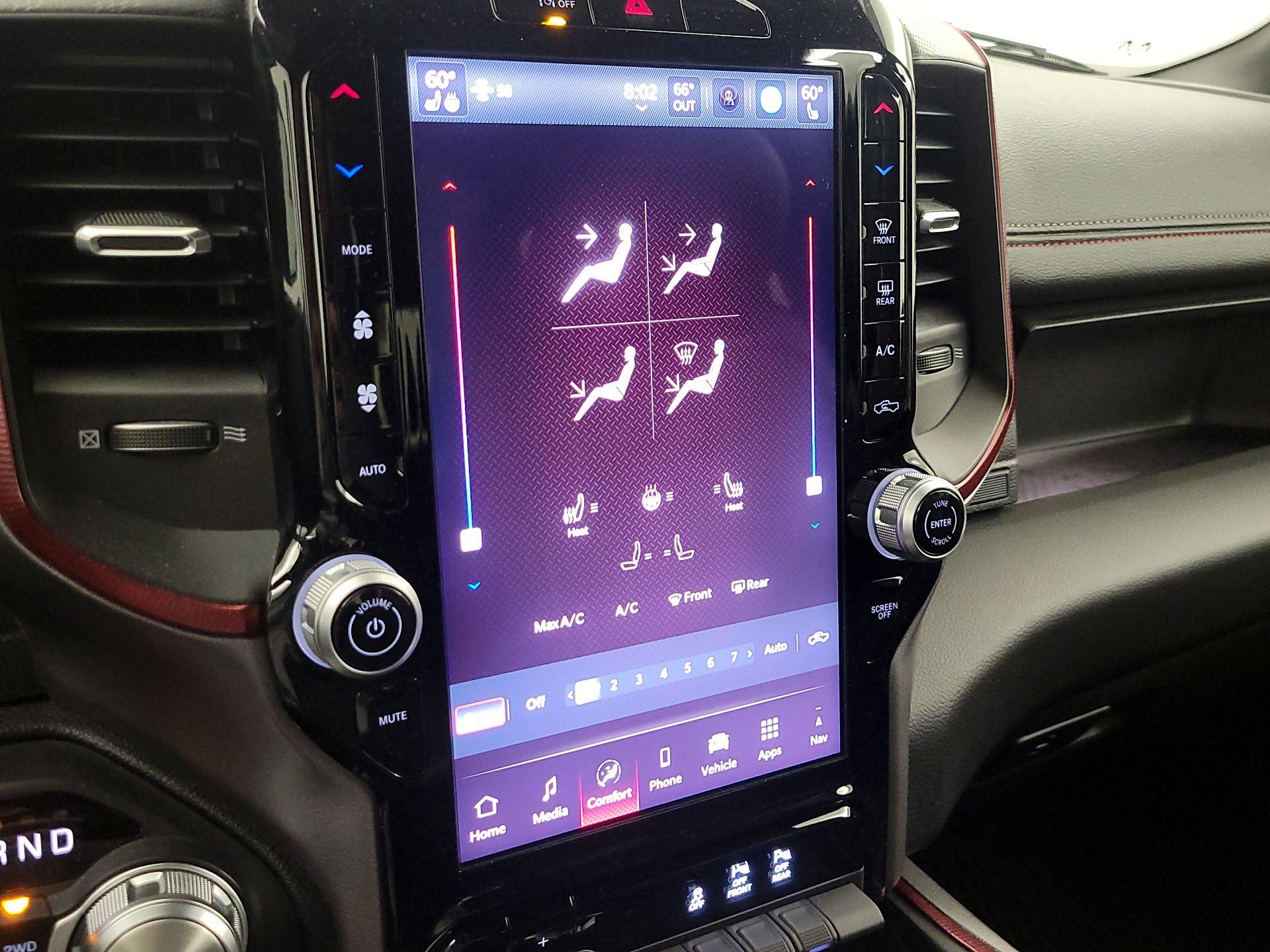 Thumbnail: 2025 RAM 1500 - 17