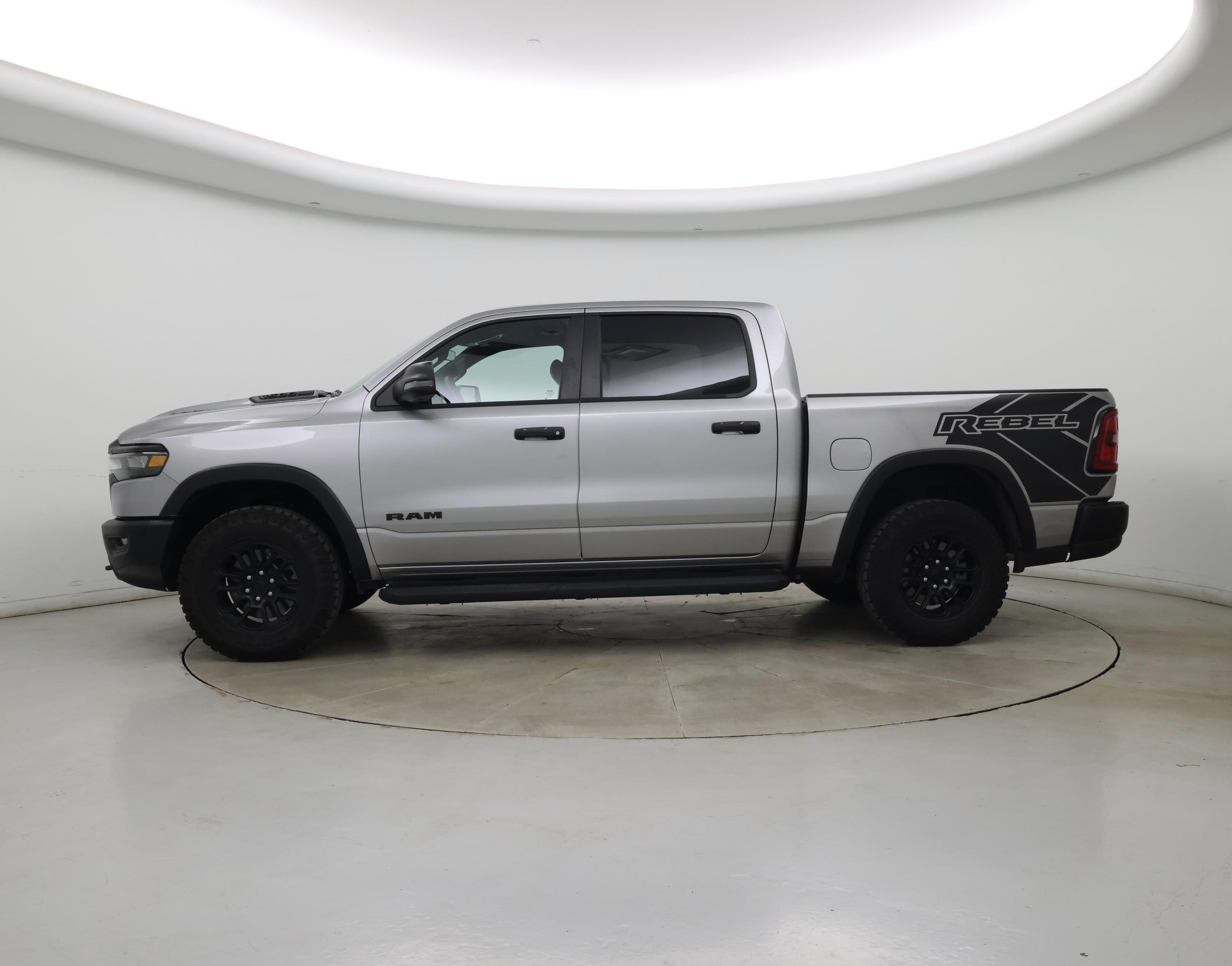 Thumbnail: 2025 RAM 1500 - 3