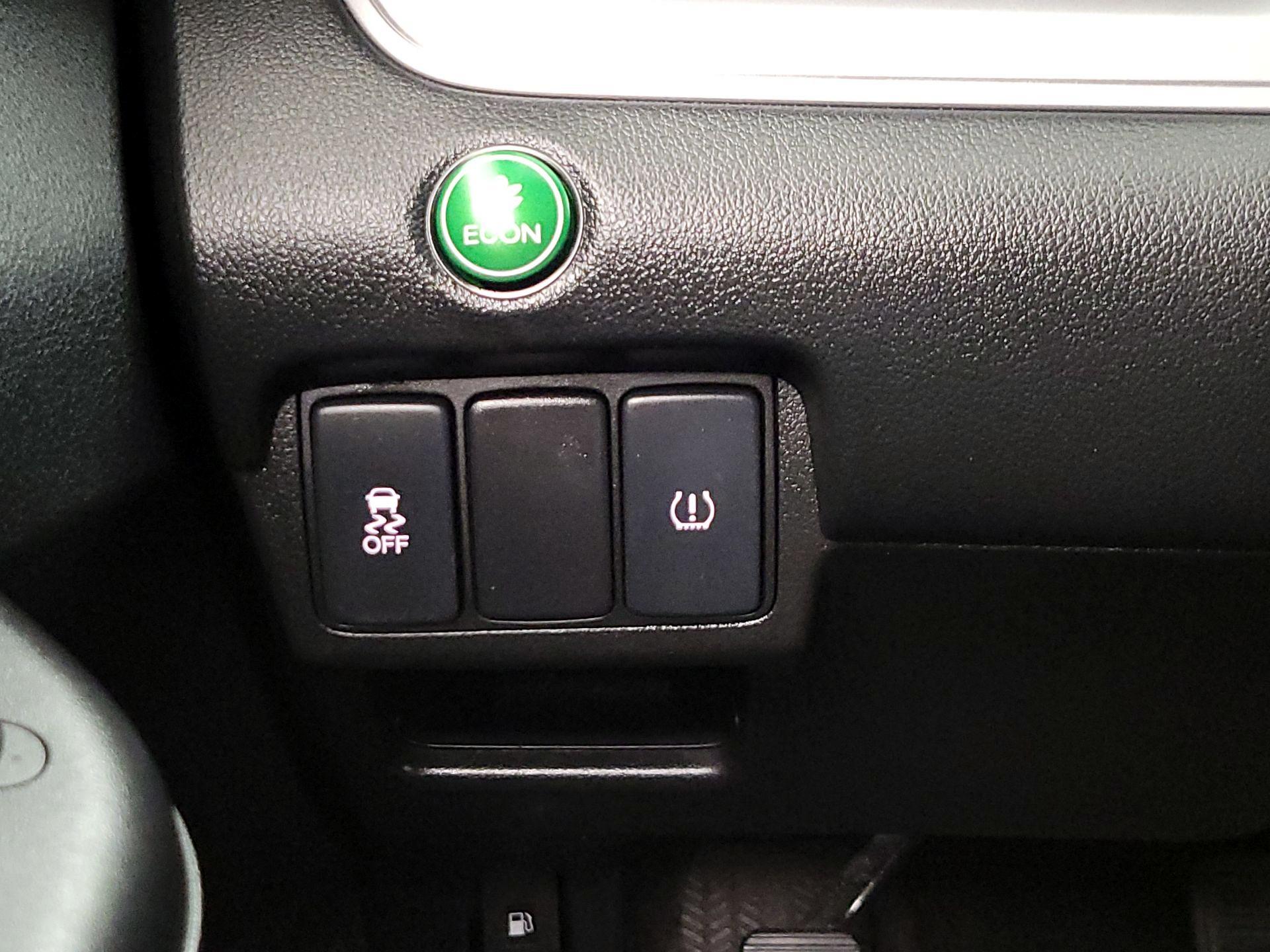 Thumbnail: 2015 Honda CR-V - 13