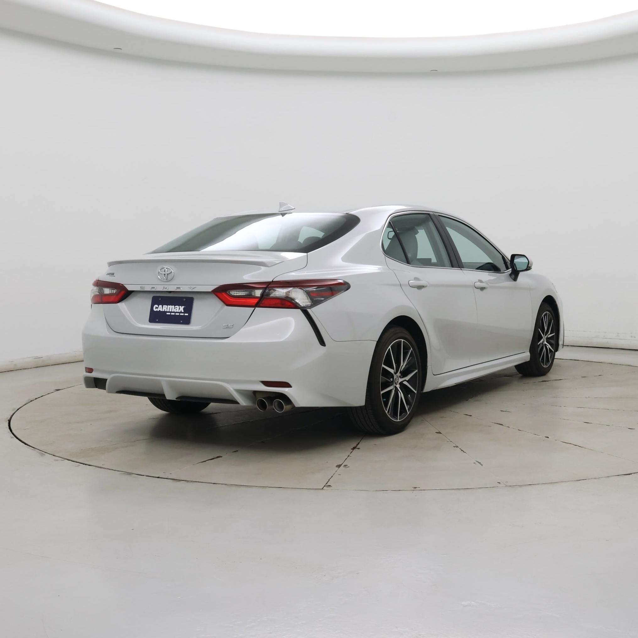 Thumbnail: 2023 Toyota Camry - 8