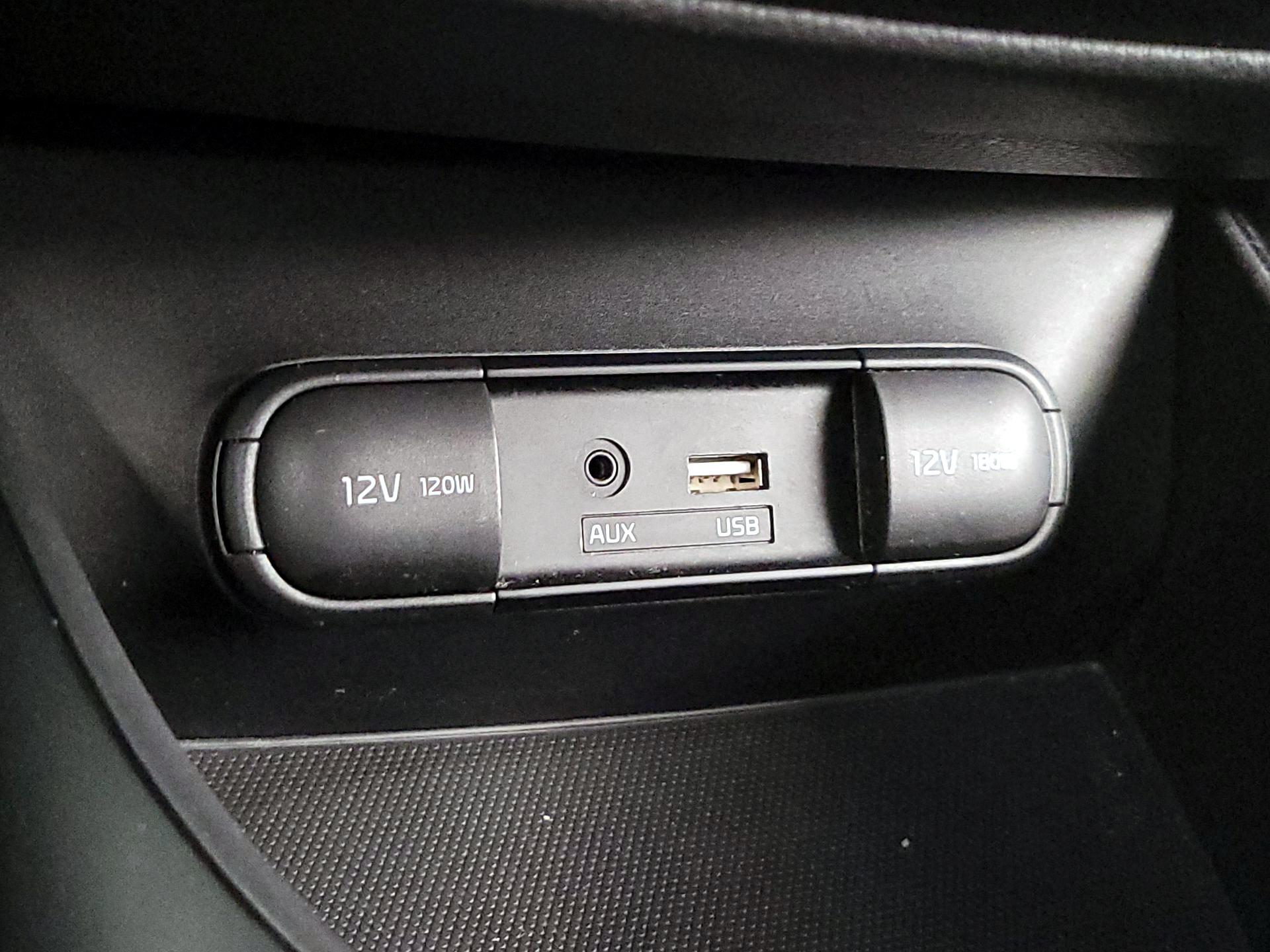 Thumbnail: 2016 Kia Soul - 17