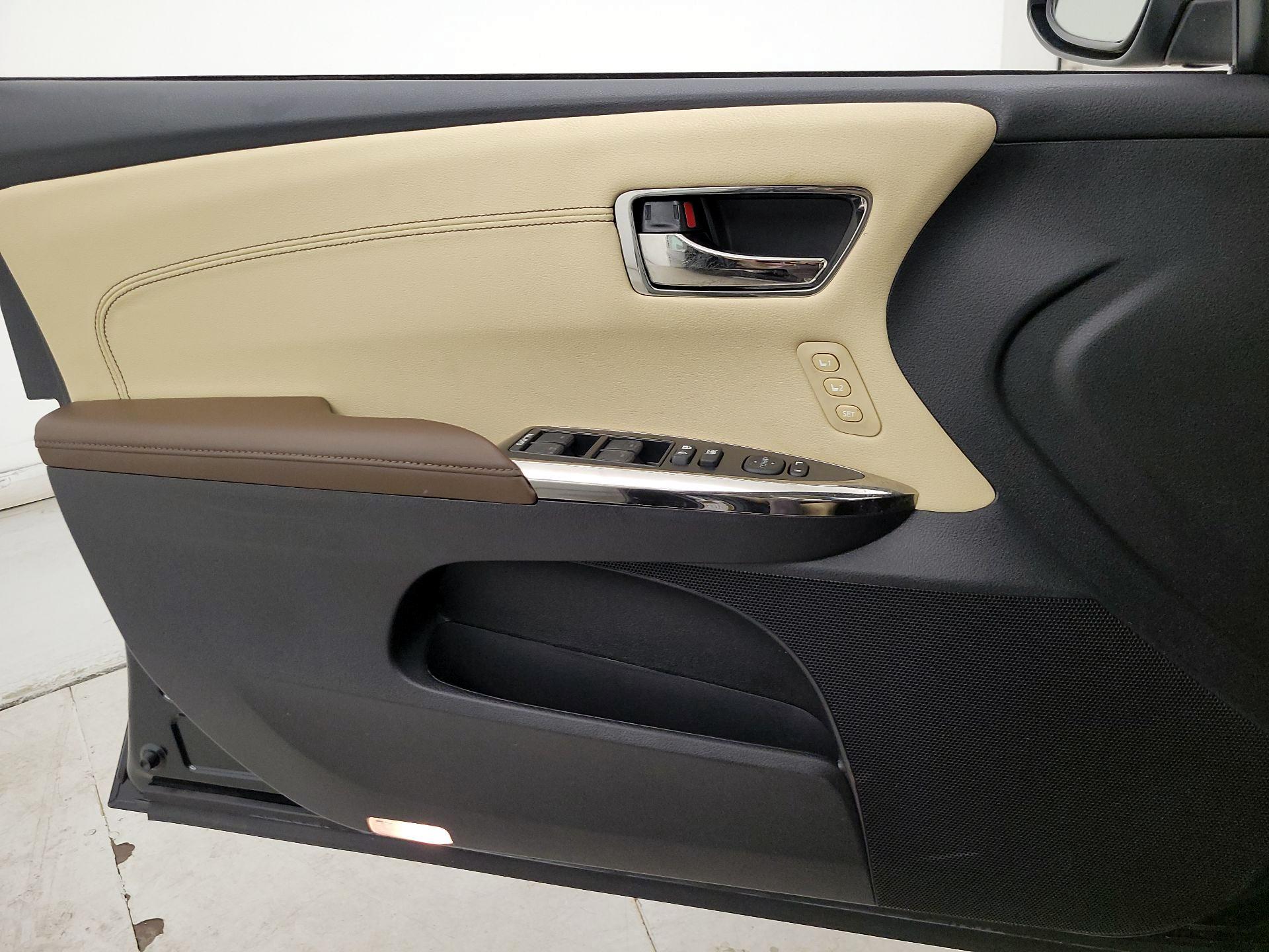 Thumbnail: 2014 Toyota Avalon - 12