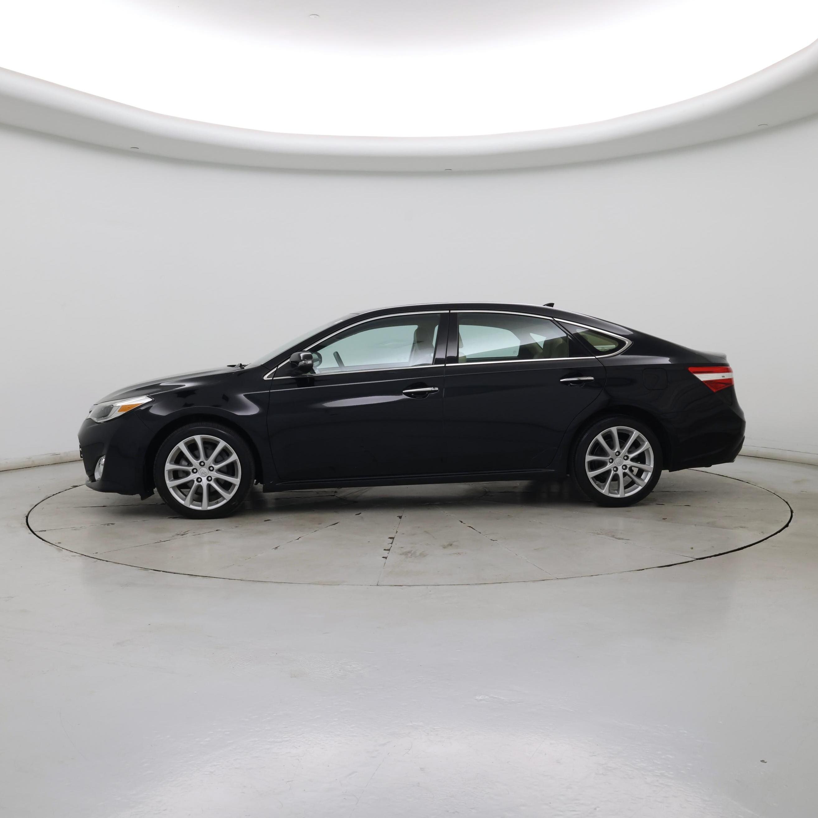 Thumbnail: 2014 Toyota Avalon - 3