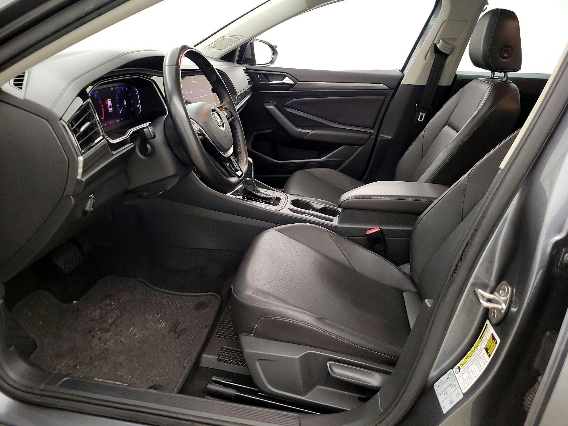 Thumbnail: 2019 Volkswagen Jetta - 11